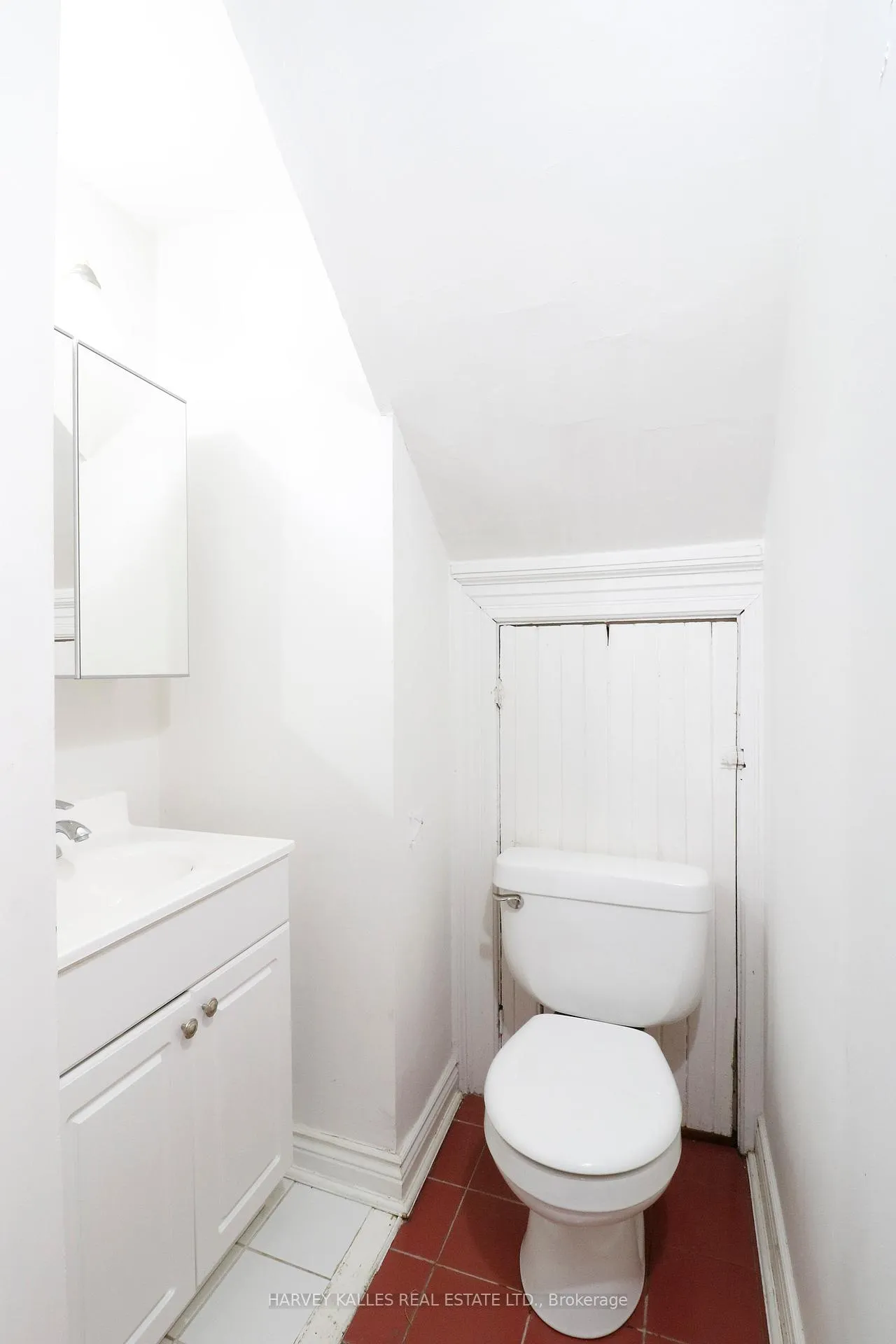 Photo 8 of Unit 1, 39 Macdonell Avenue, Toronto, Roncesvalles — HOMEH