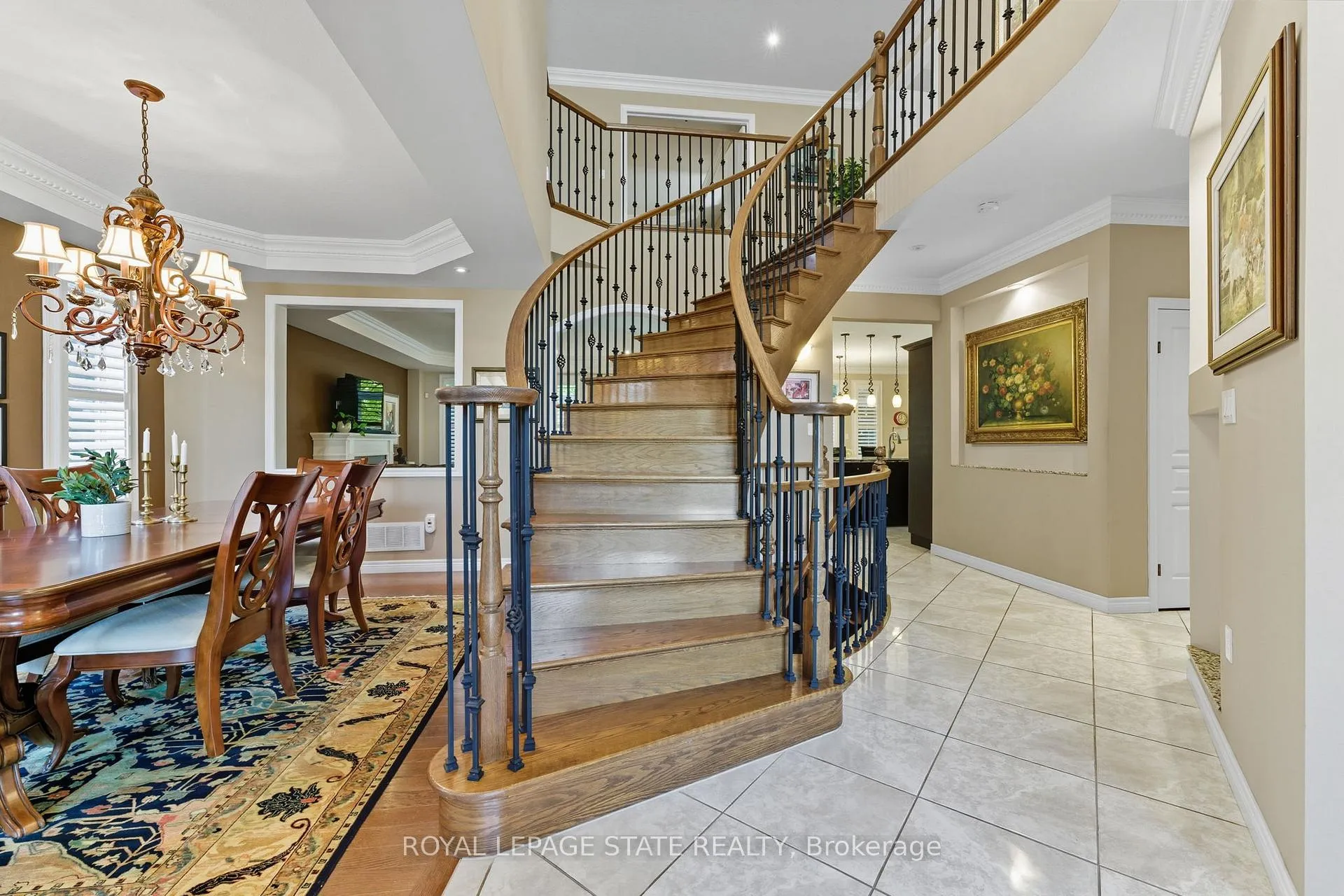 Photo 5 of 20 Lorupe Court, Hamilton, Meadowlands — HOMEH