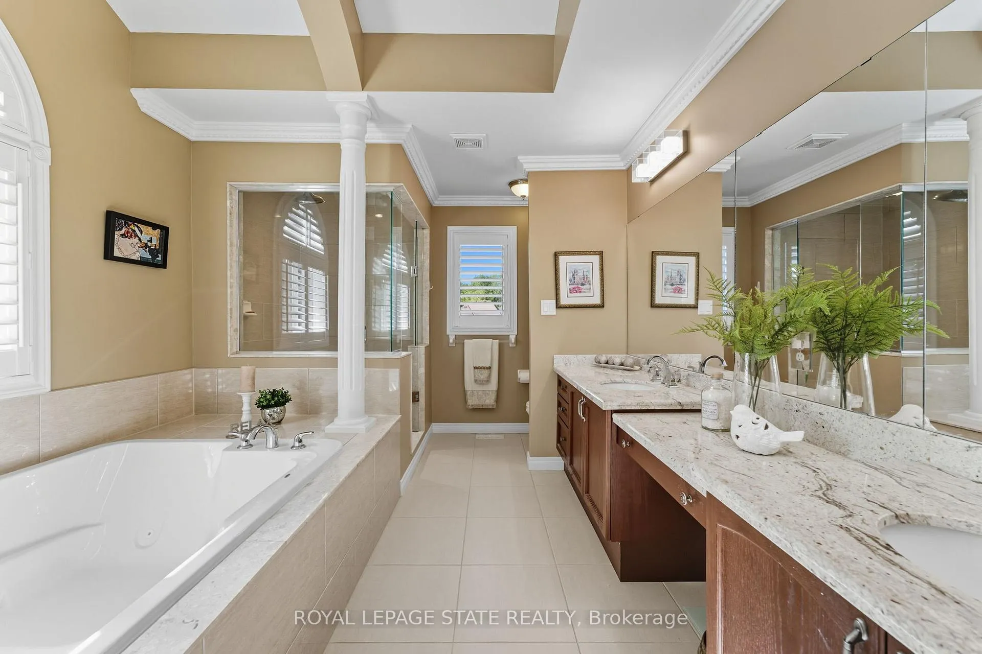 Photo 20 of 20 Lorupe Court, Hamilton, Meadowlands — HOMEH