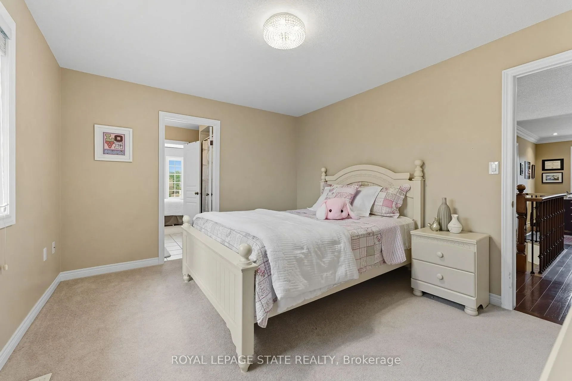 Photo 26 of 20 Lorupe Court, Hamilton, Meadowlands — HOMEH