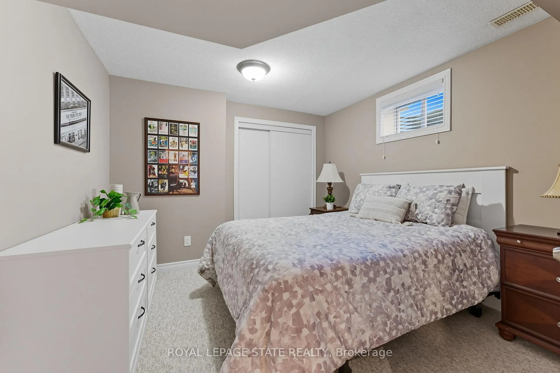 Photo 29 of 20 Lorupe Court, Hamilton, Meadowlands — HOMEH