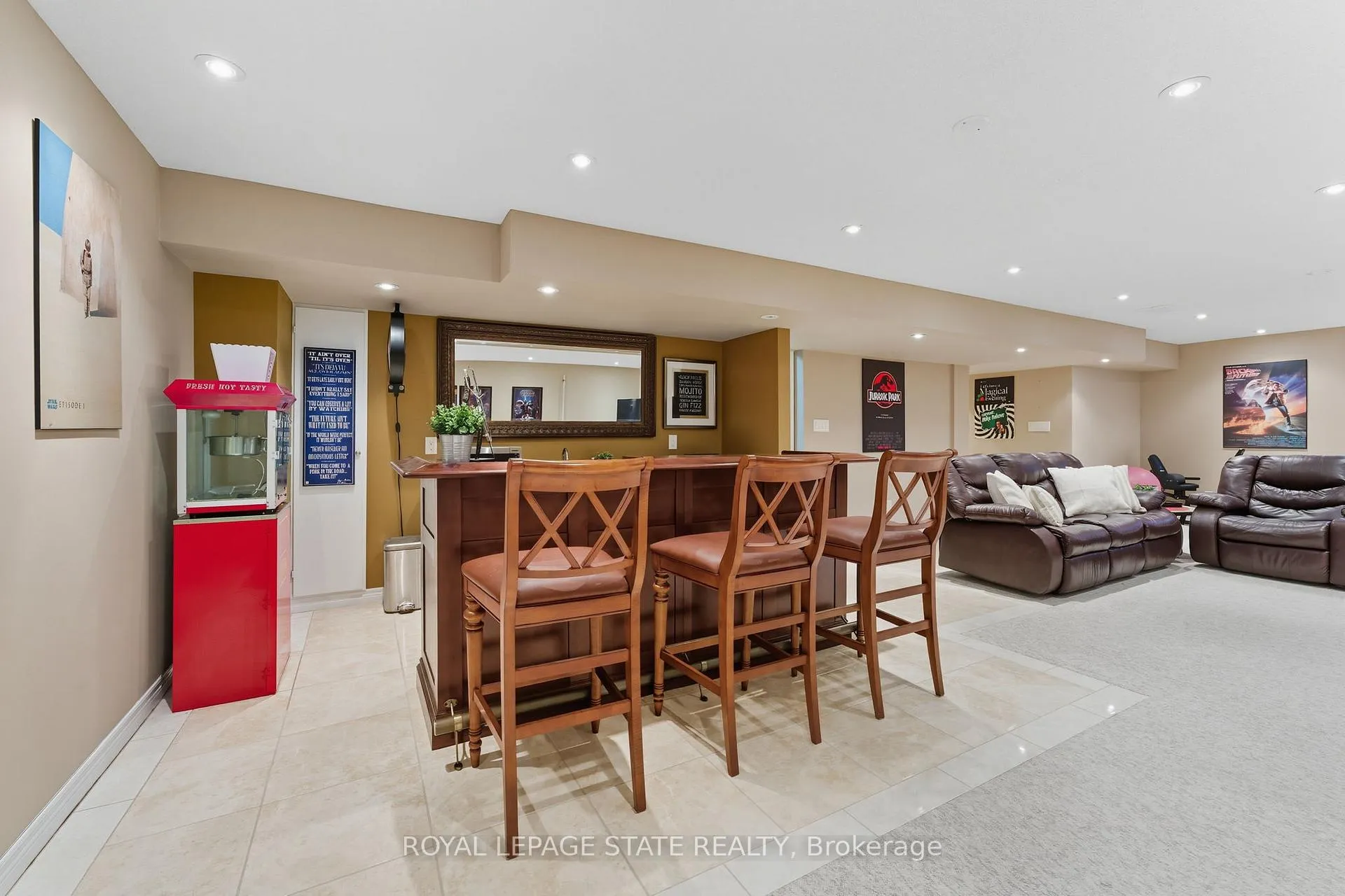 Photo 33 of 20 Lorupe Court, Hamilton, Meadowlands — HOMEH