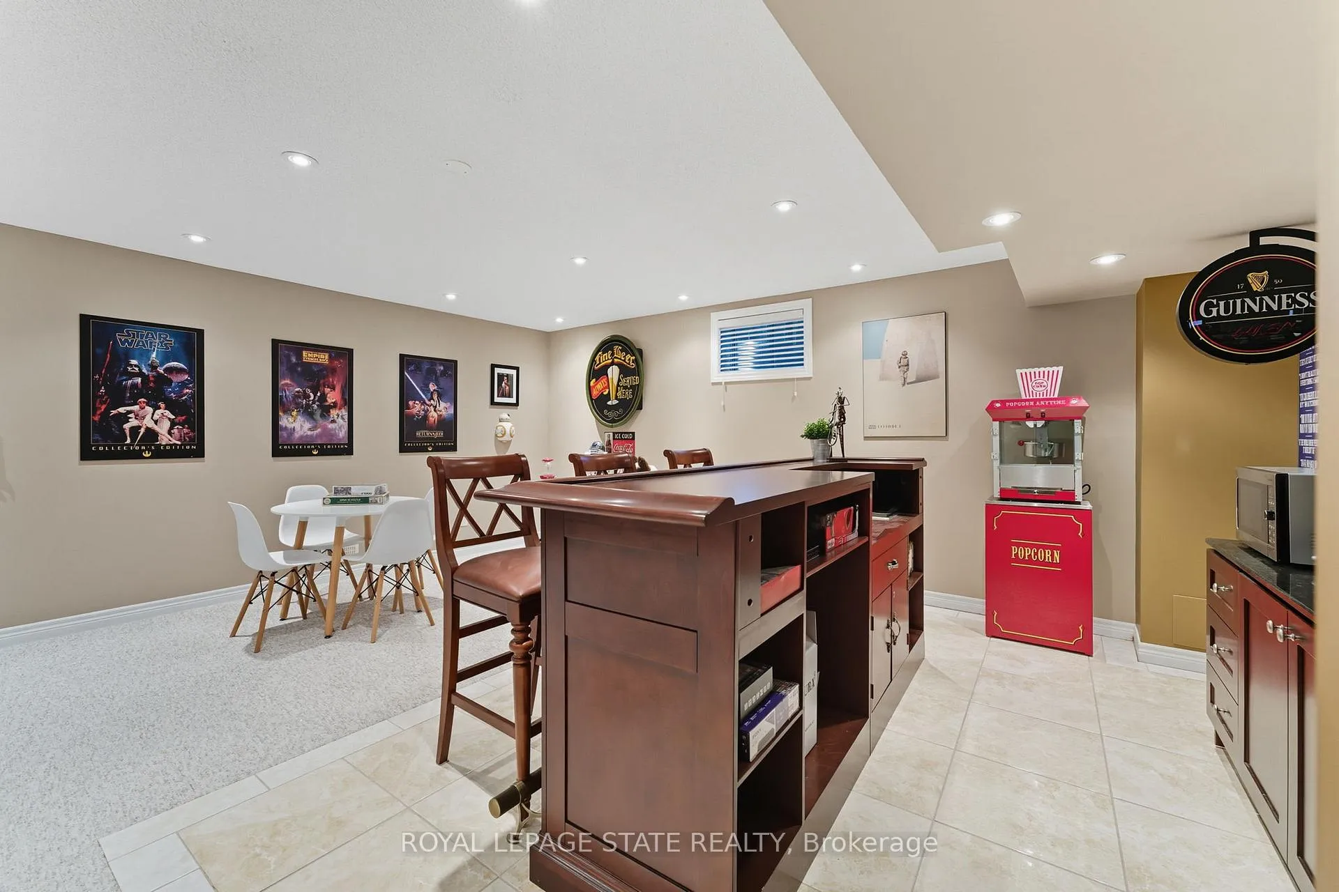 Photo 34 of 20 Lorupe Court, Hamilton, Meadowlands — HOMEH