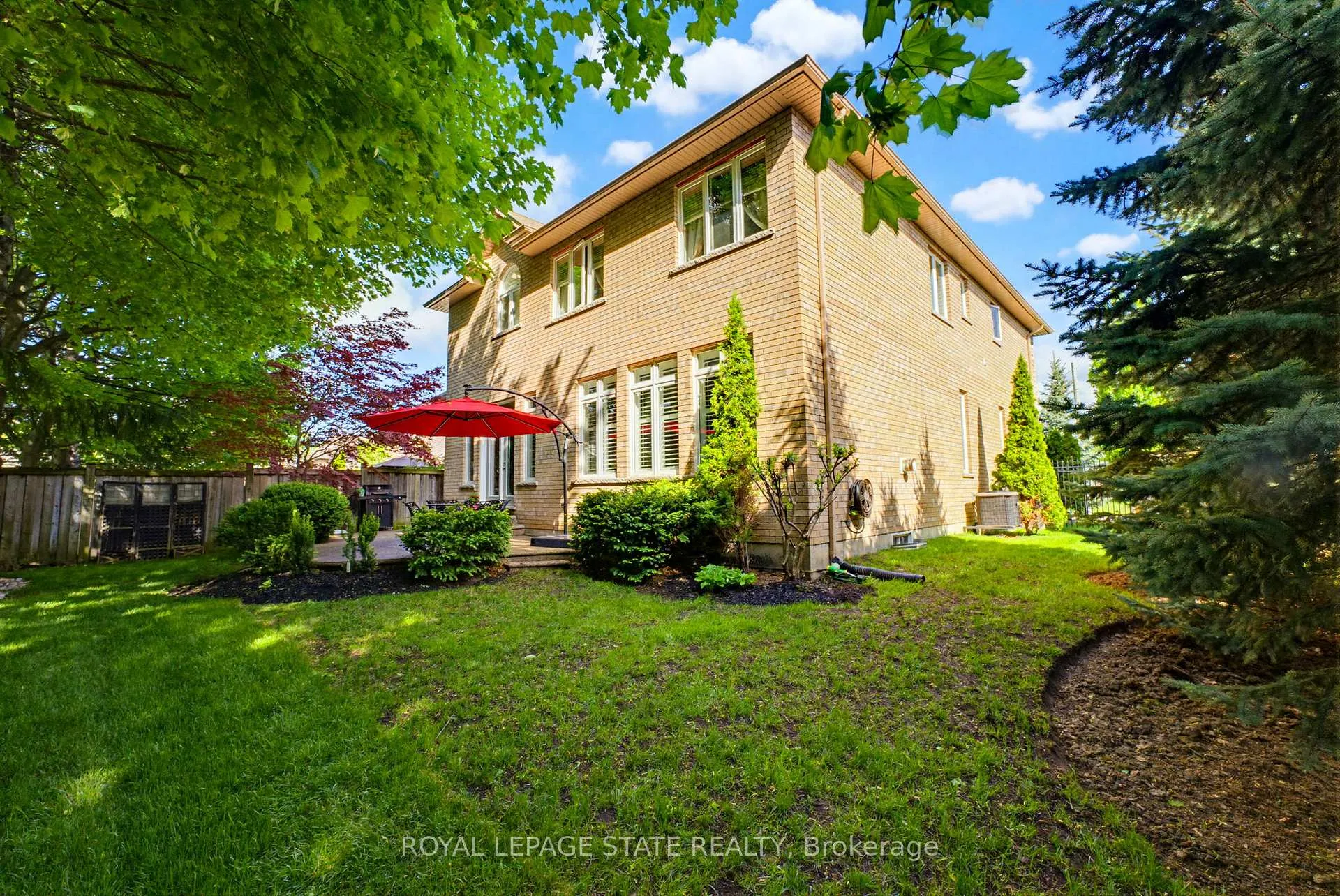 Photo 38 of 20 Lorupe Court, Hamilton, Meadowlands — HOMEH