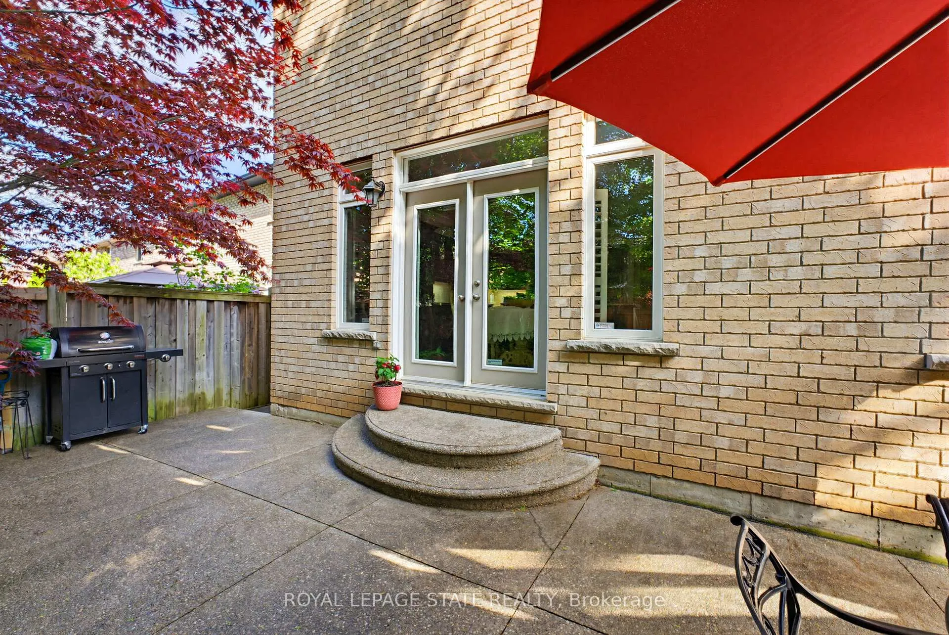 Photo 40 of 20 Lorupe Court, Hamilton, Meadowlands — HOMEH
