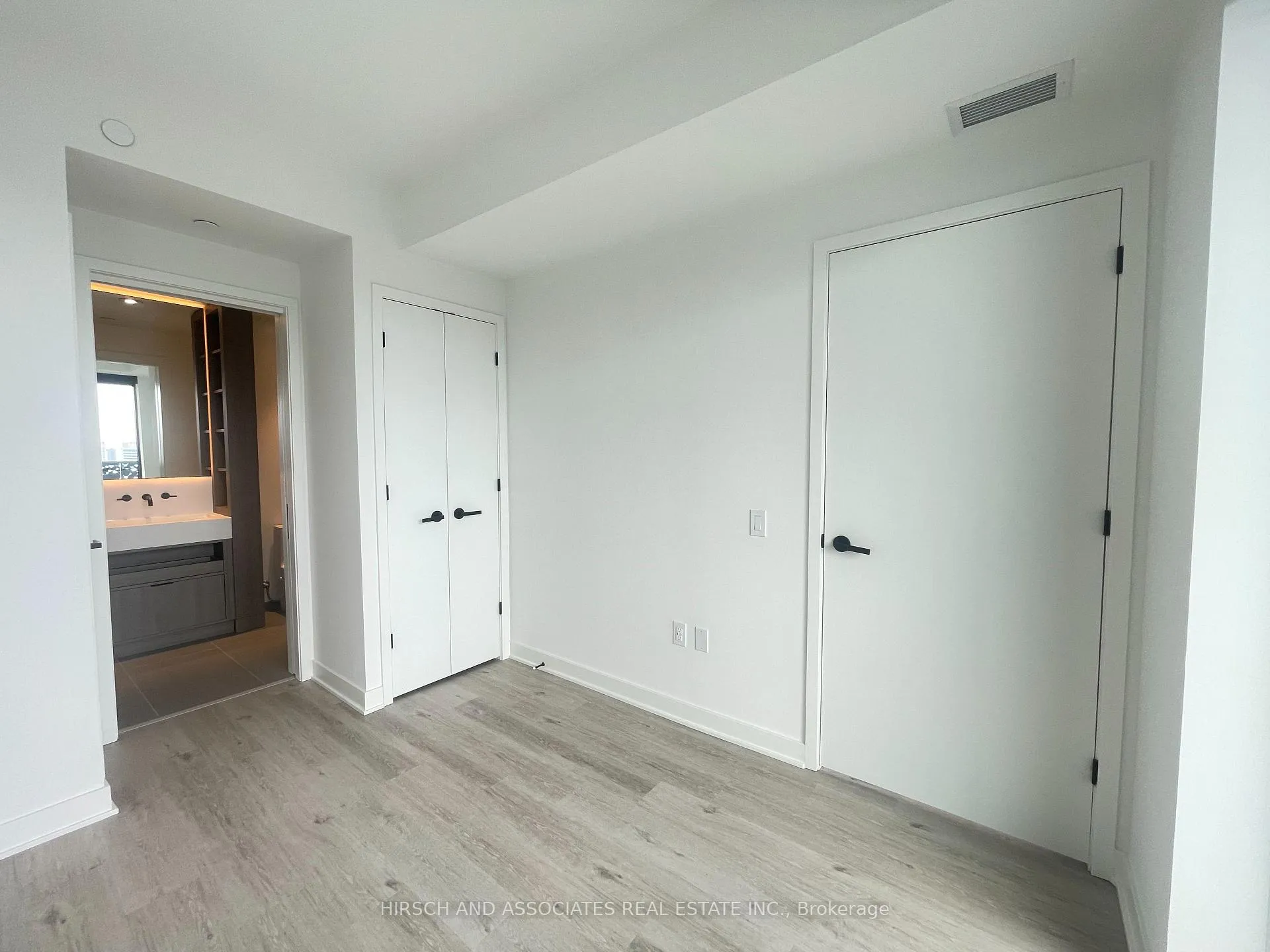Photo 15 of Unit 3805, 55 Charles Street E, Toronto, Church-Yonge Corridor — HOMEH