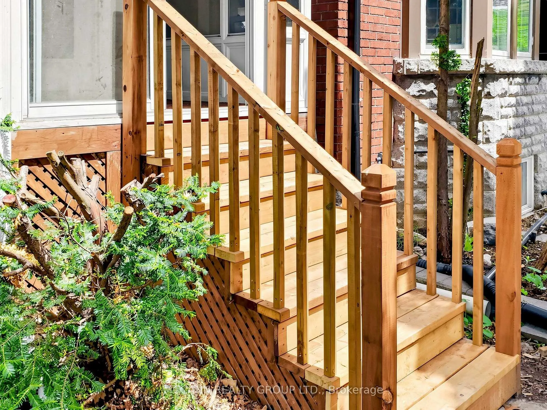 Photo 3 of 310 St Germain Avenue, Toronto, Lawrence Park North — HOMEH