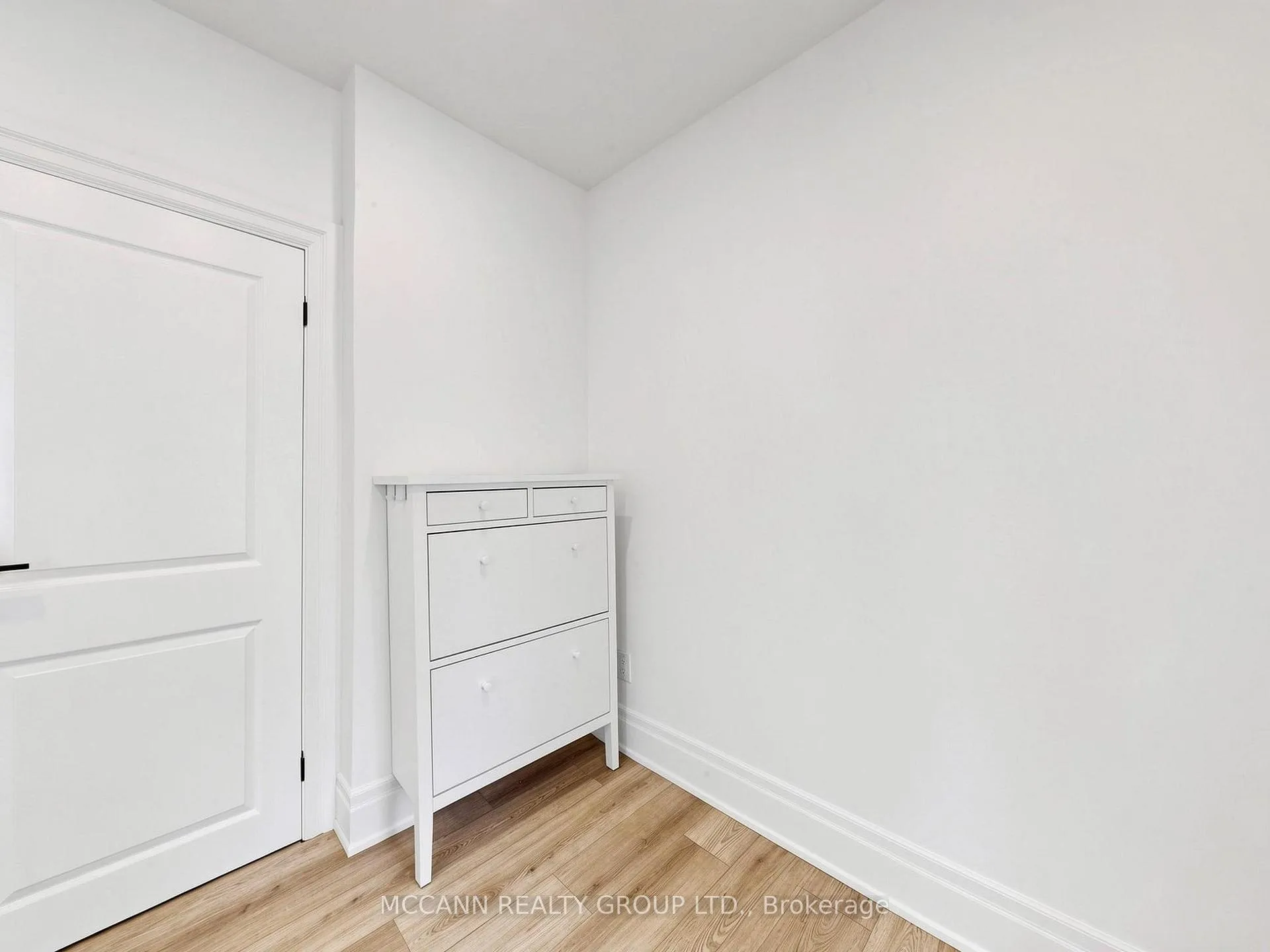 Photo 5 of 310 St Germain Avenue, Toronto, Lawrence Park North — HOMEH