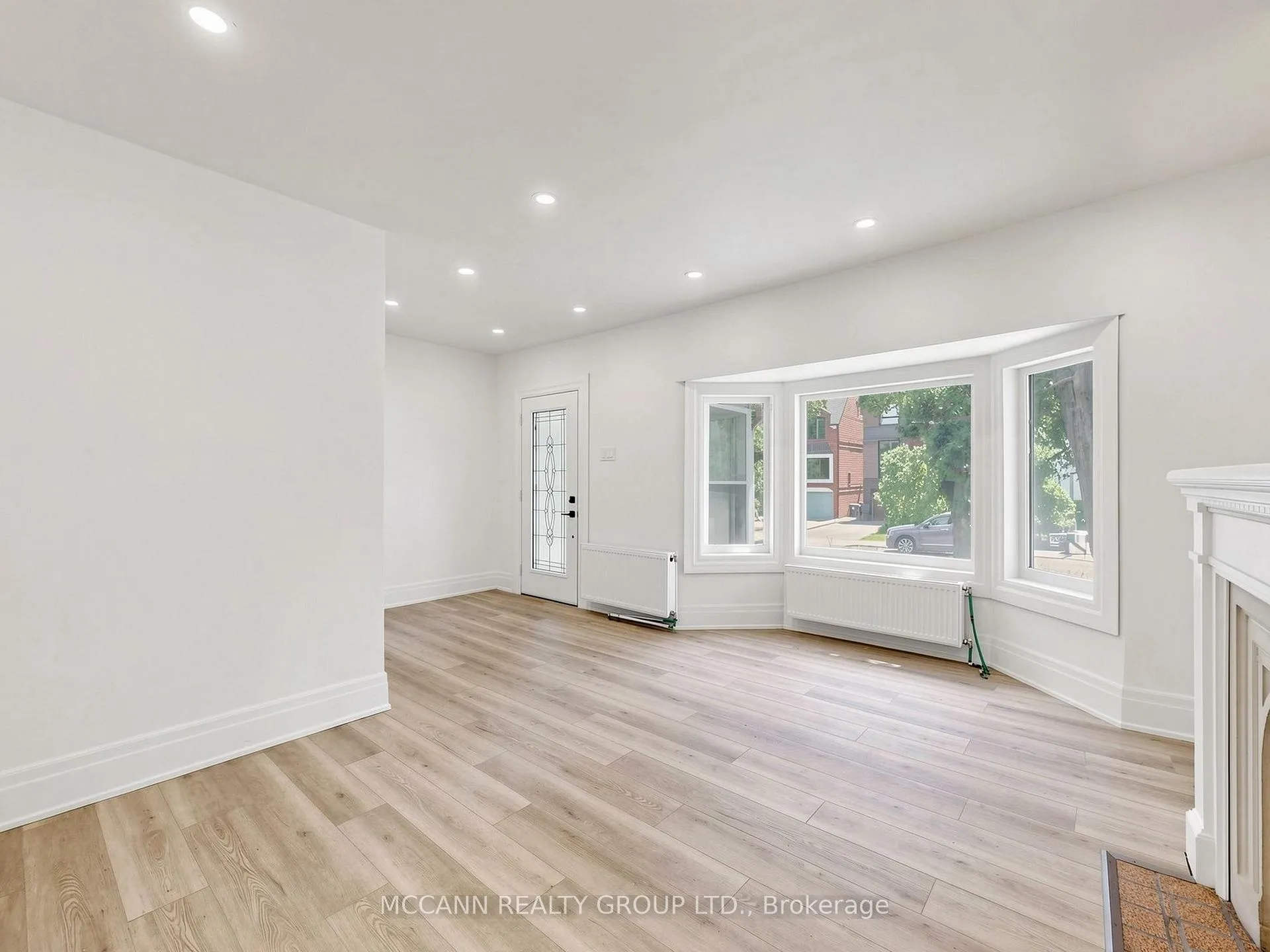 Photo 9 of 310 St Germain Avenue, Toronto, Lawrence Park North — HOMEH