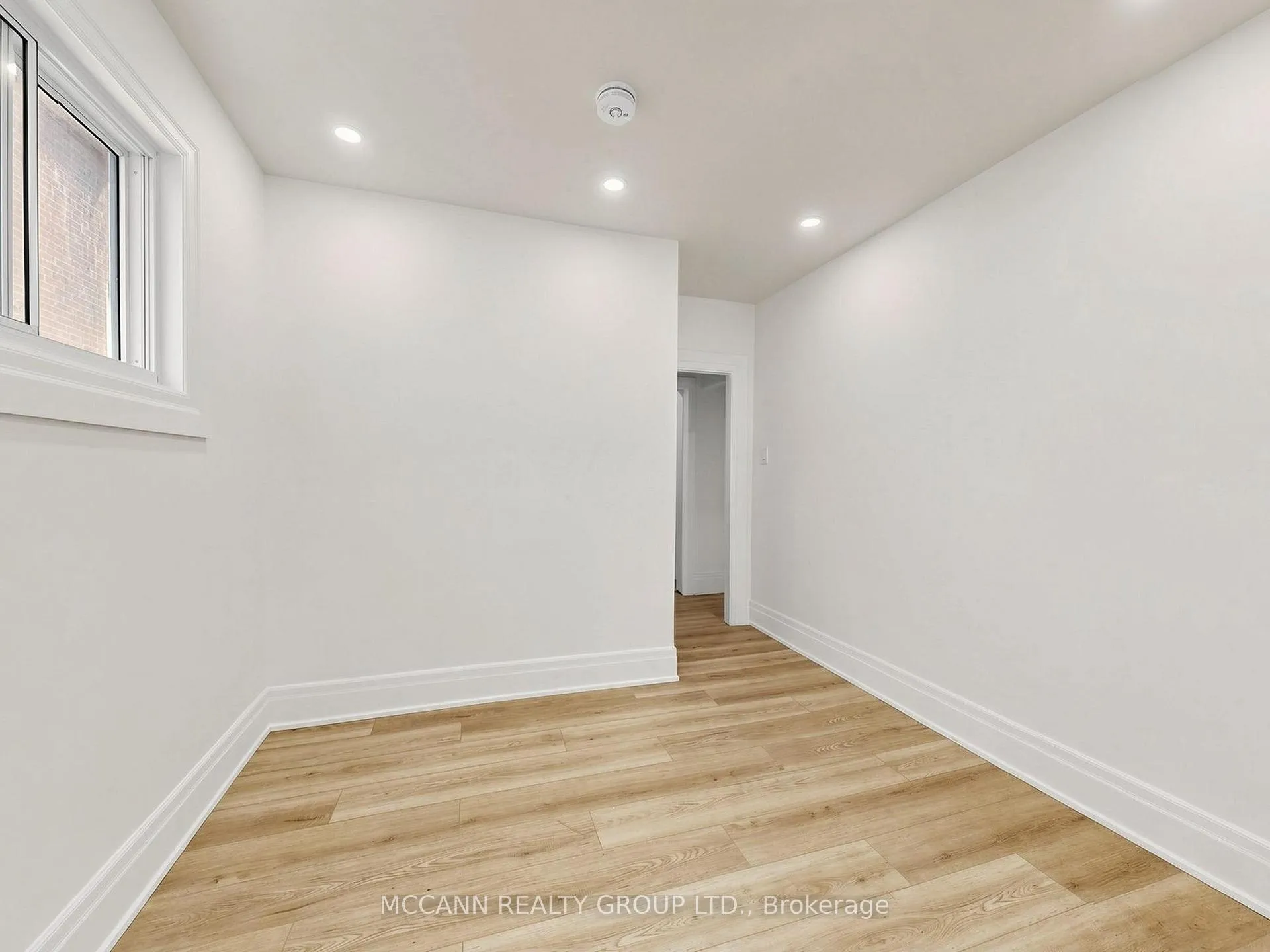 Photo 11 of 310 St Germain Avenue, Toronto, Lawrence Park North — HOMEH