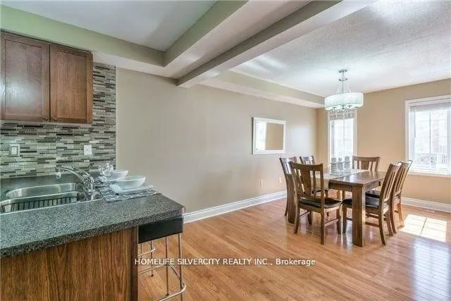 Photo 4 of 3049 Dewridge Avenue, Oakville, Bronte Creek — HOMEH