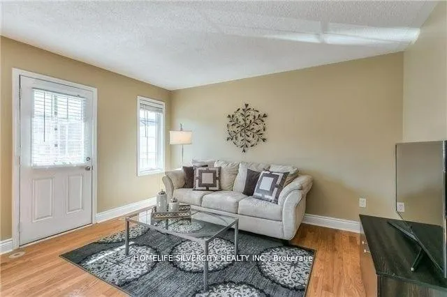 Photo 5 of 3049 Dewridge Avenue, Oakville, Bronte Creek — HOMEH