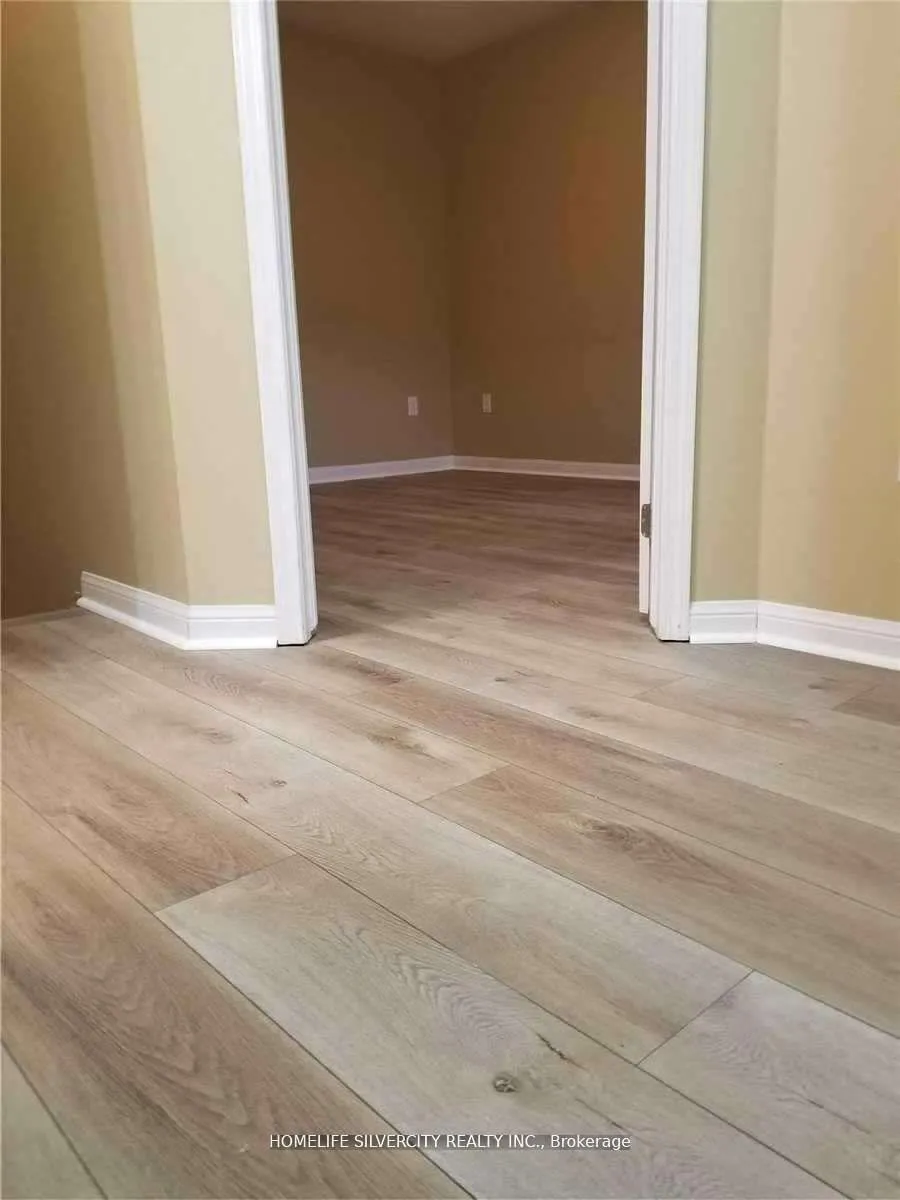 Photo 8 of 3049 Dewridge Avenue, Oakville, Bronte Creek — HOMEH