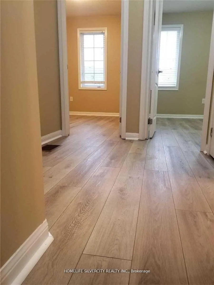 Photo 11 of 3049 Dewridge Avenue, Oakville, Bronte Creek — HOMEH