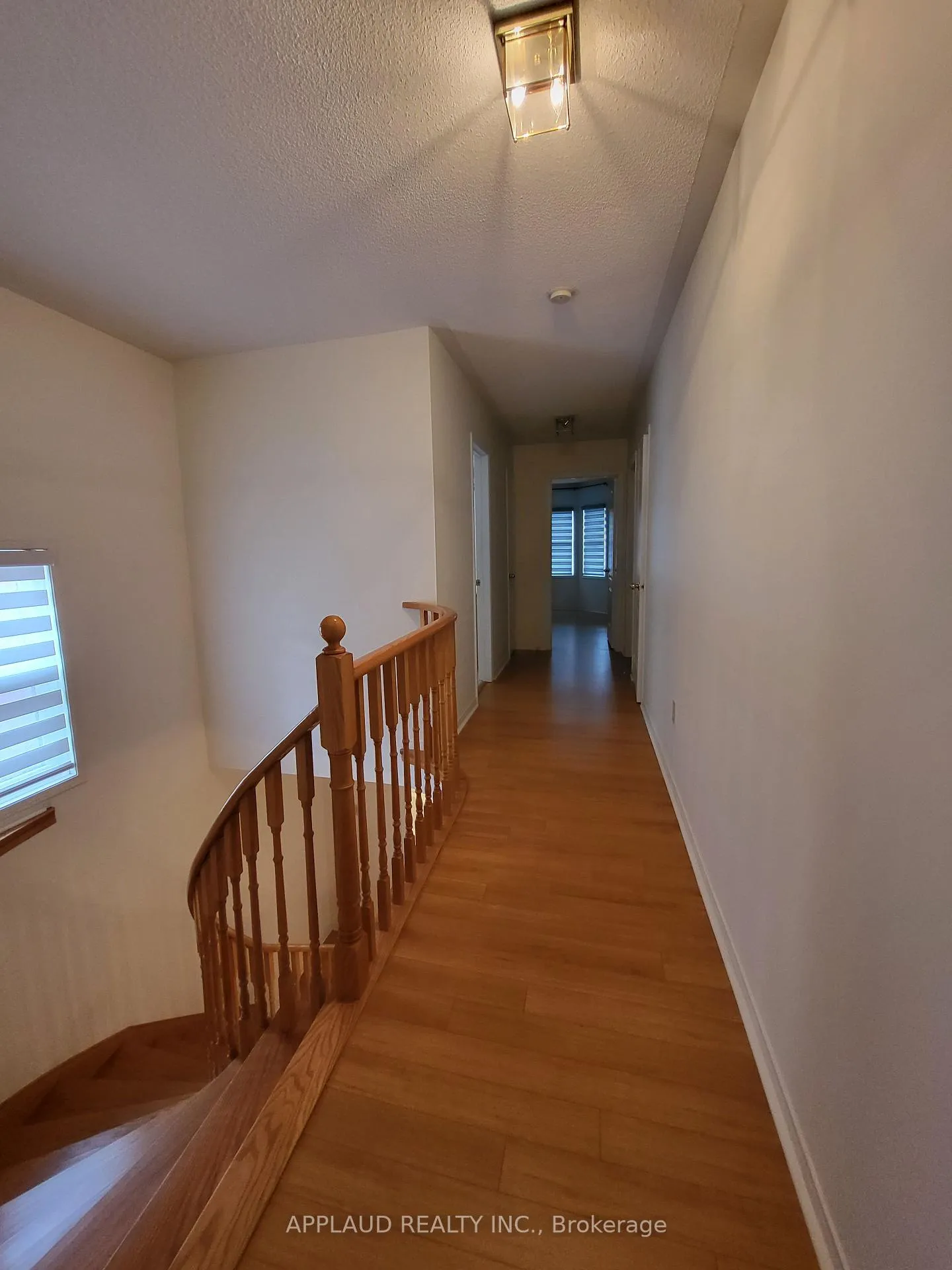 Photo 8 of 55 Leah Crescent, Vaughan, Beverley Glen — HOMEH