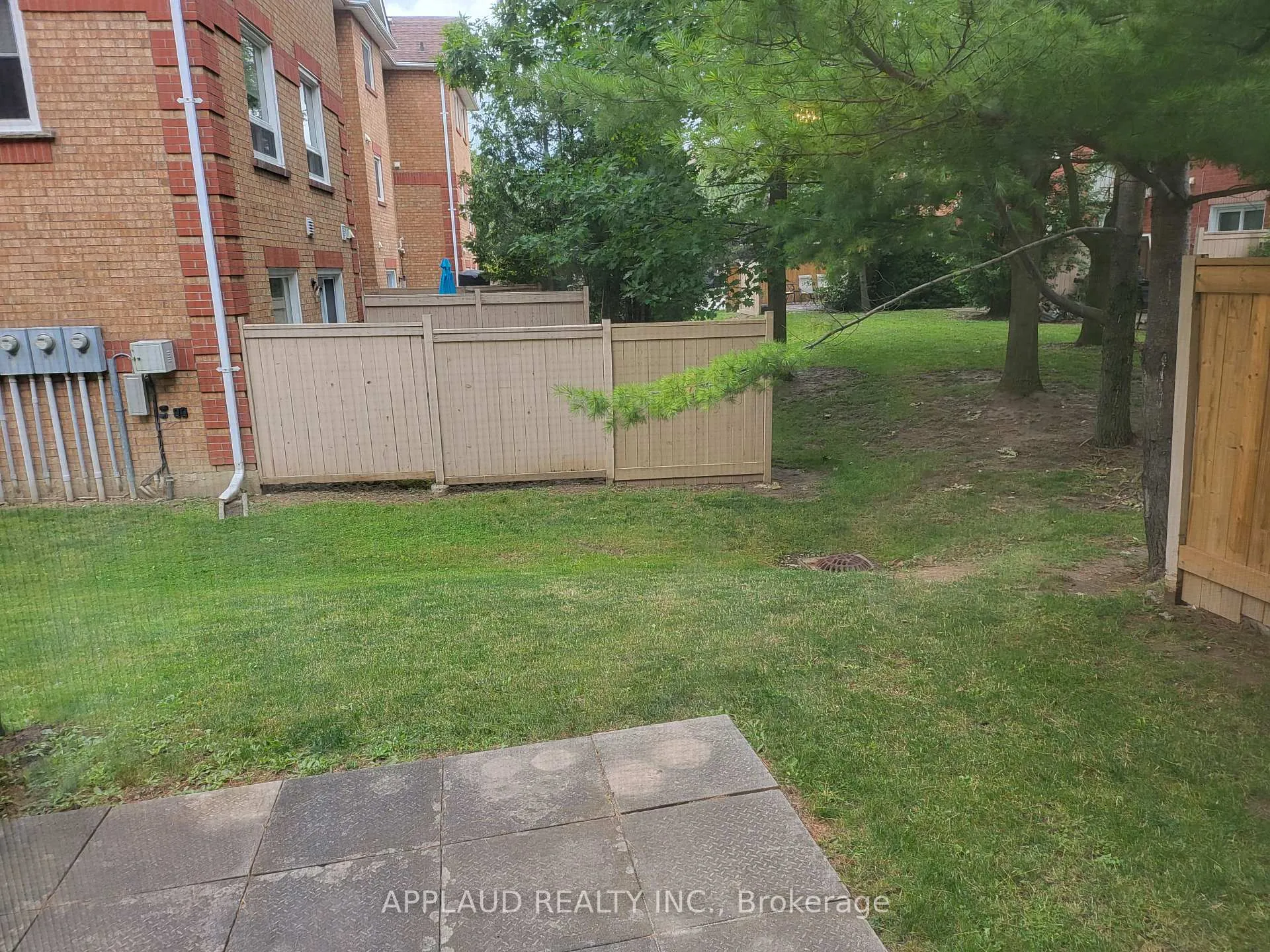 Photo 19 of 55 Leah Crescent, Vaughan, Beverley Glen — HOMEH