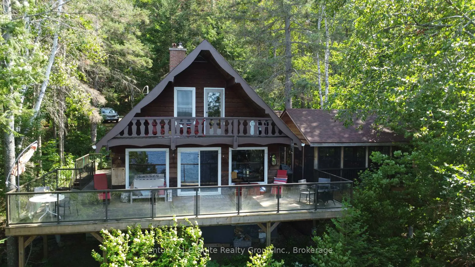 Photo of 1038 Broken Paddle Road