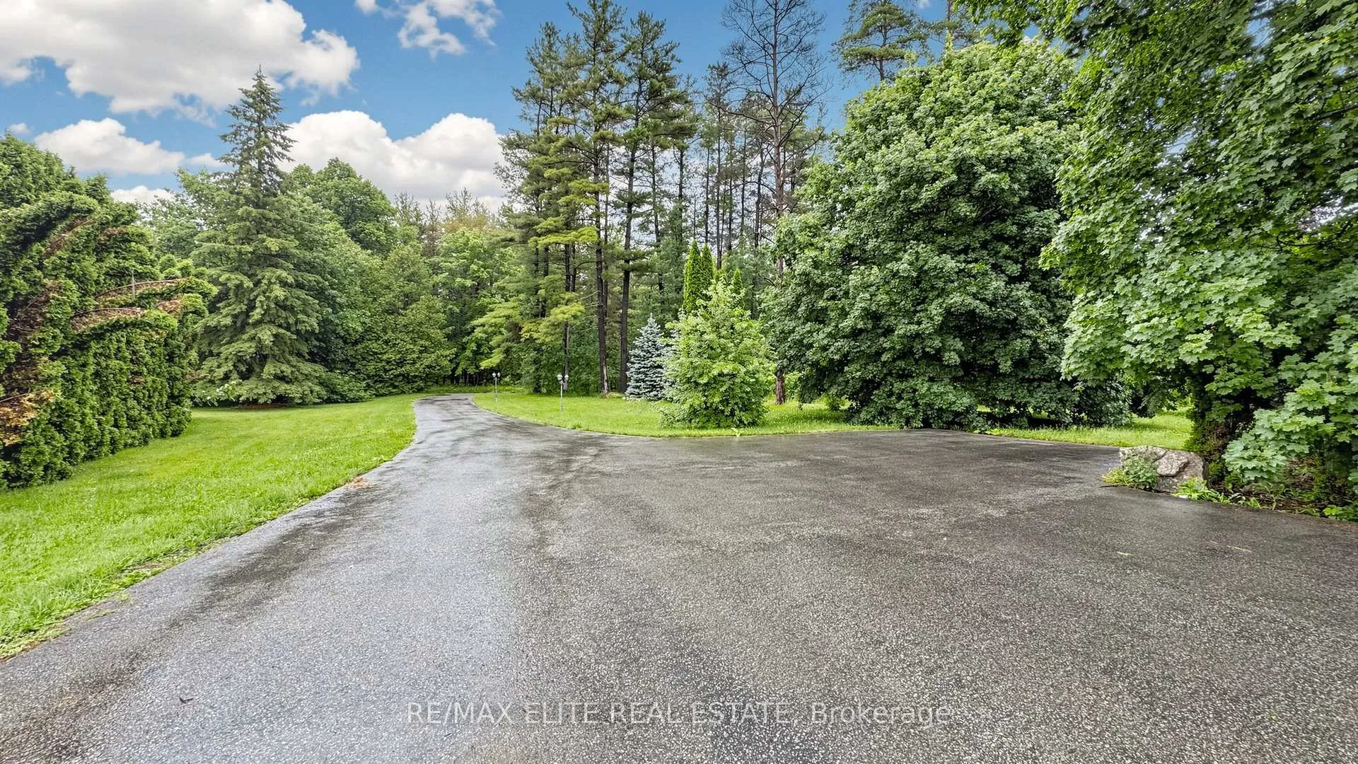 Photo 1 of Unit BASEMENT, 52 Pine Post Road, Georgina, Historic Lakeshore Communities — HOMEH