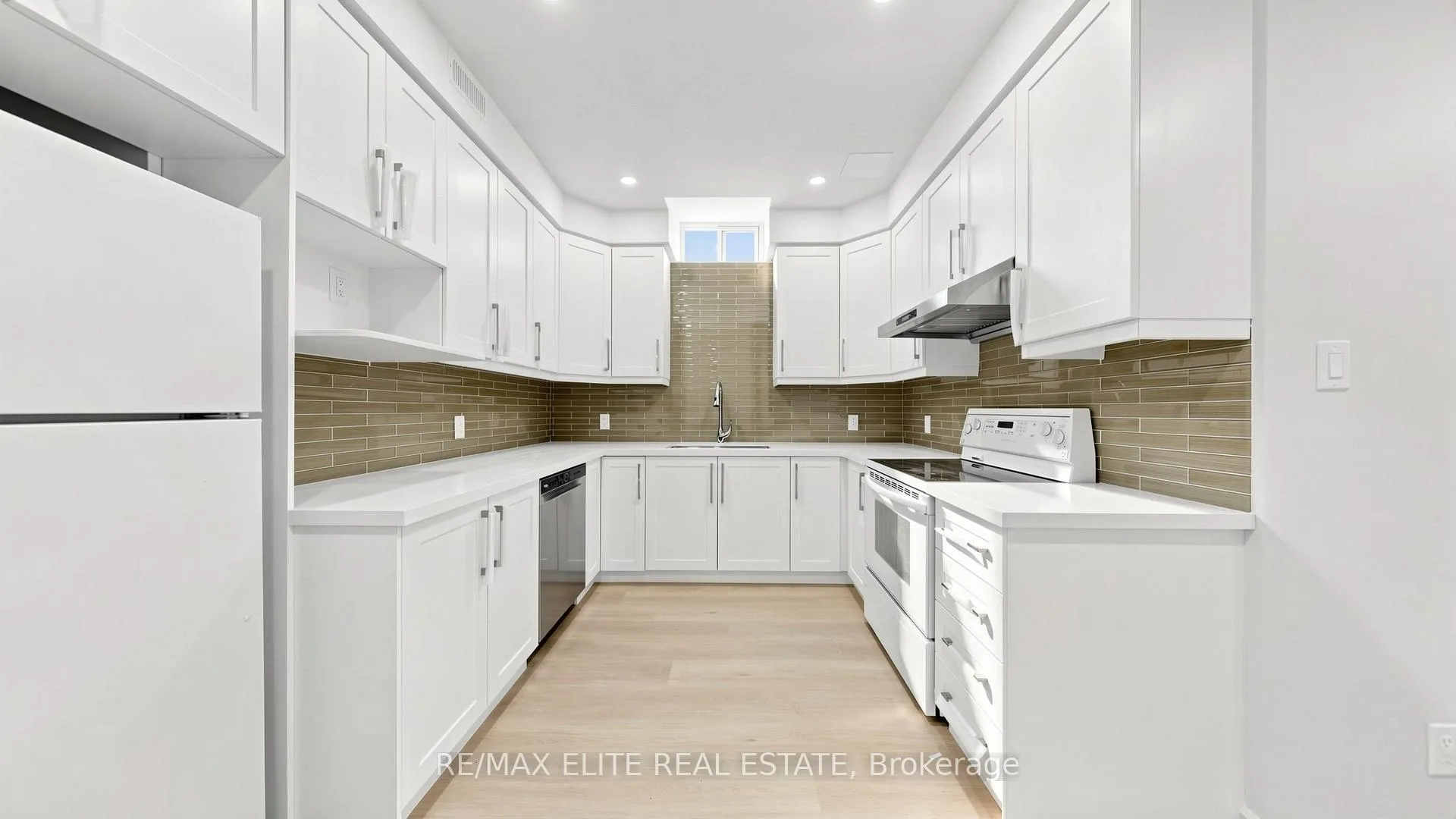 Photo 6 of Unit BASEMENT, 52 Pine Post Road, Georgina, Historic Lakeshore Communities — HOMEH