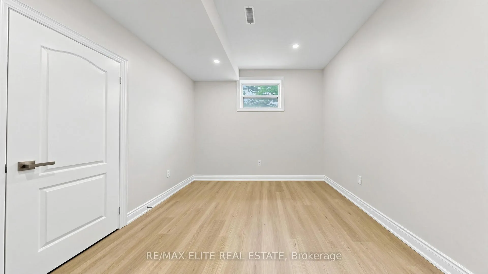 Photo 19 of Unit BASEMENT, 52 Pine Post Road, Georgina, Historic Lakeshore Communities — HOMEH