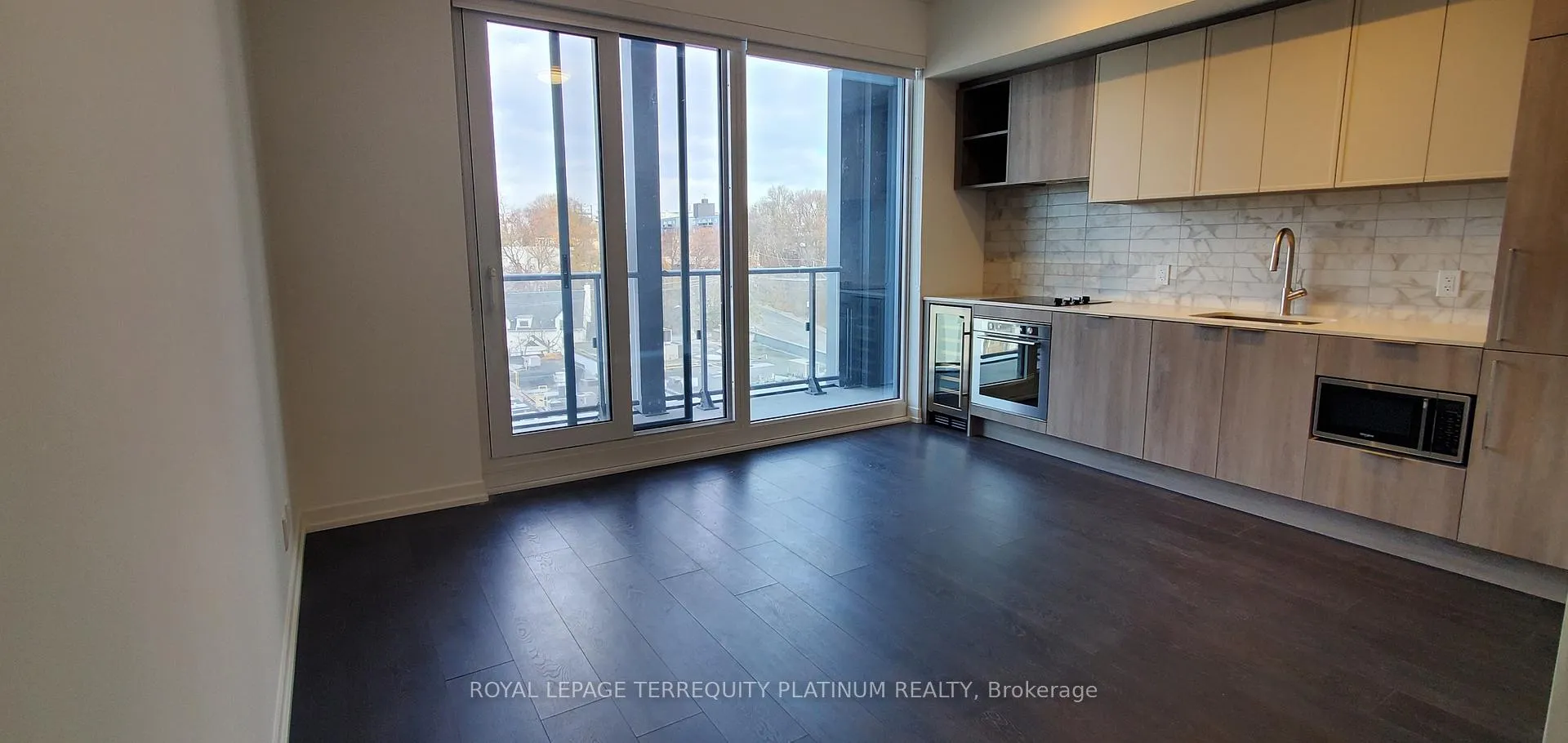 Photo 1 of Unit 725, 2020 Bathurst Street, Toronto, Humewood-Cedarvale — HOMEH