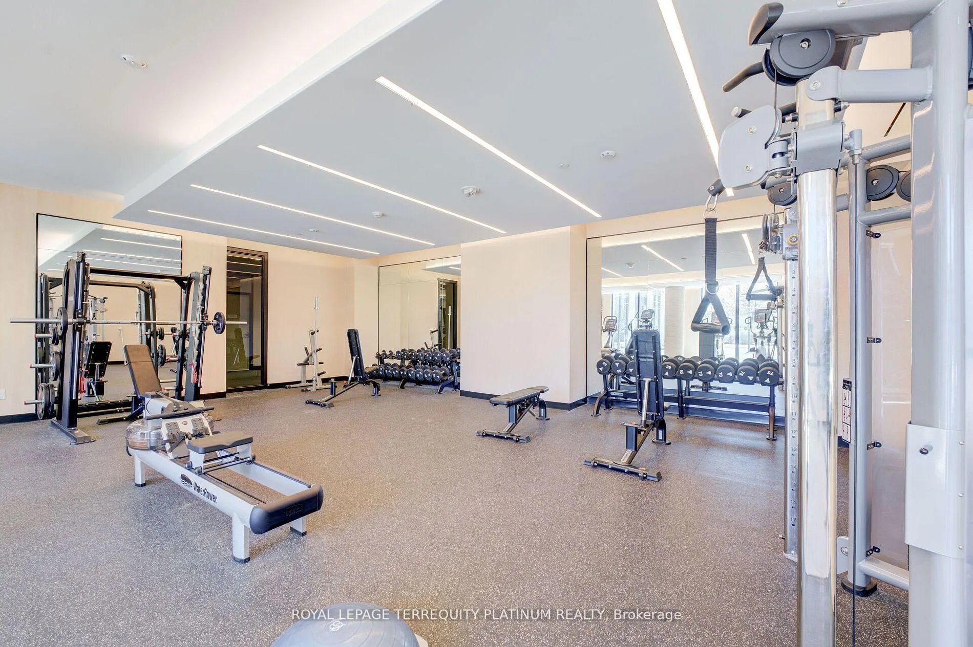 Photo 10 of Unit 725, 2020 Bathurst Street, Toronto, Humewood-Cedarvale — HOMEH