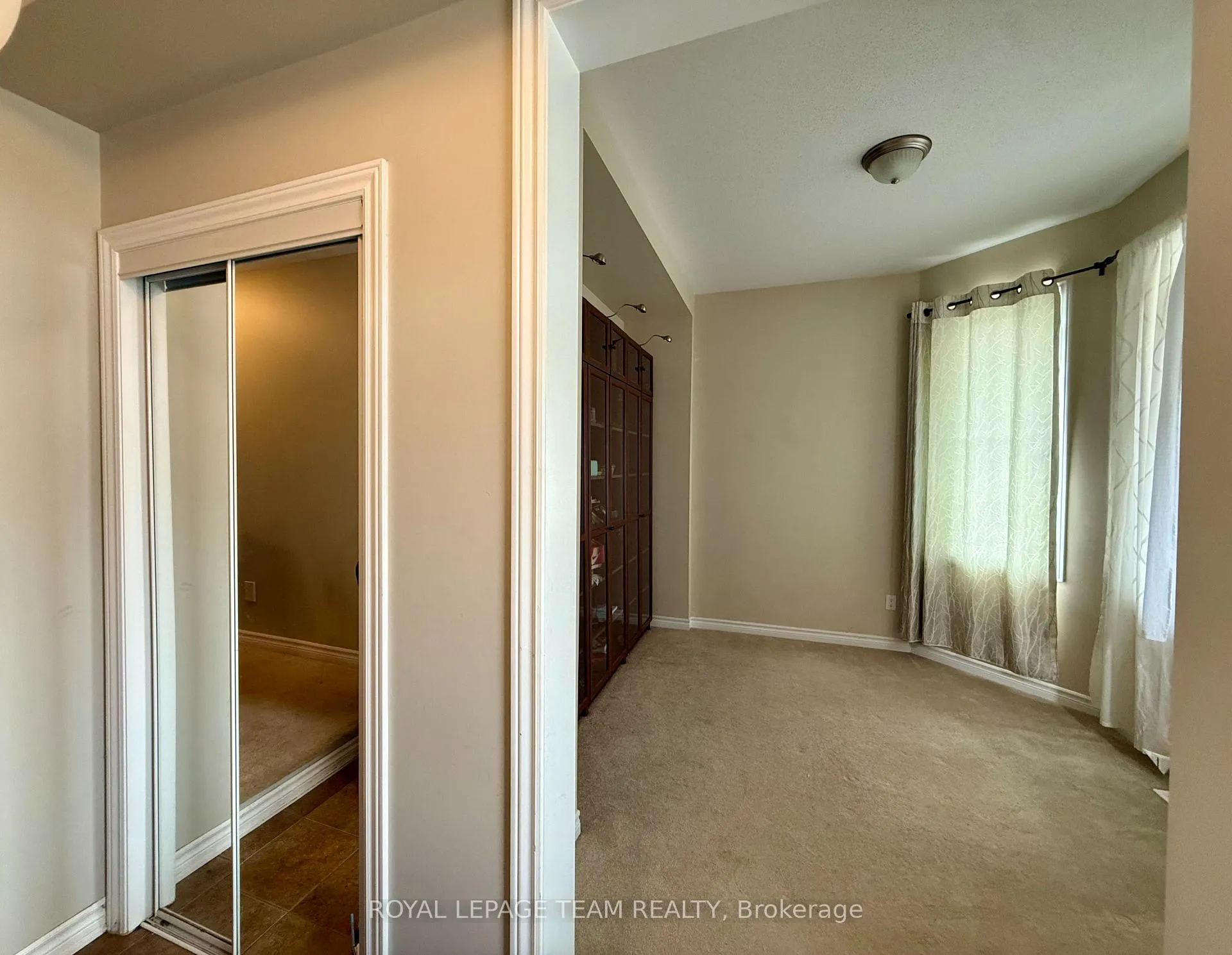 Photo 4 of 310 Gallantry Way, Ottawa, Stittsville (North) — HOMEH
