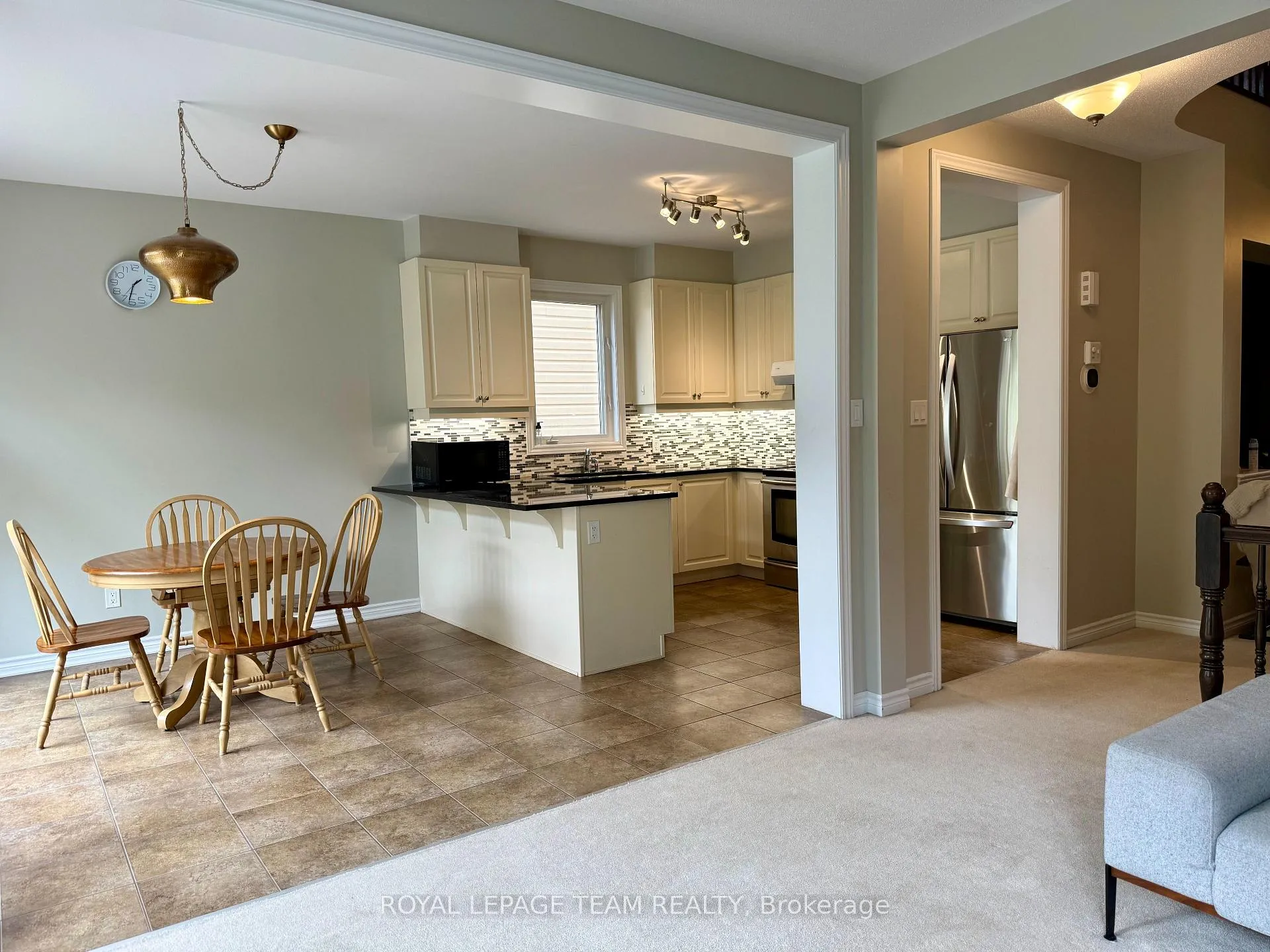 Photo 10 of 310 Gallantry Way, Ottawa, Stittsville (North) — HOMEH