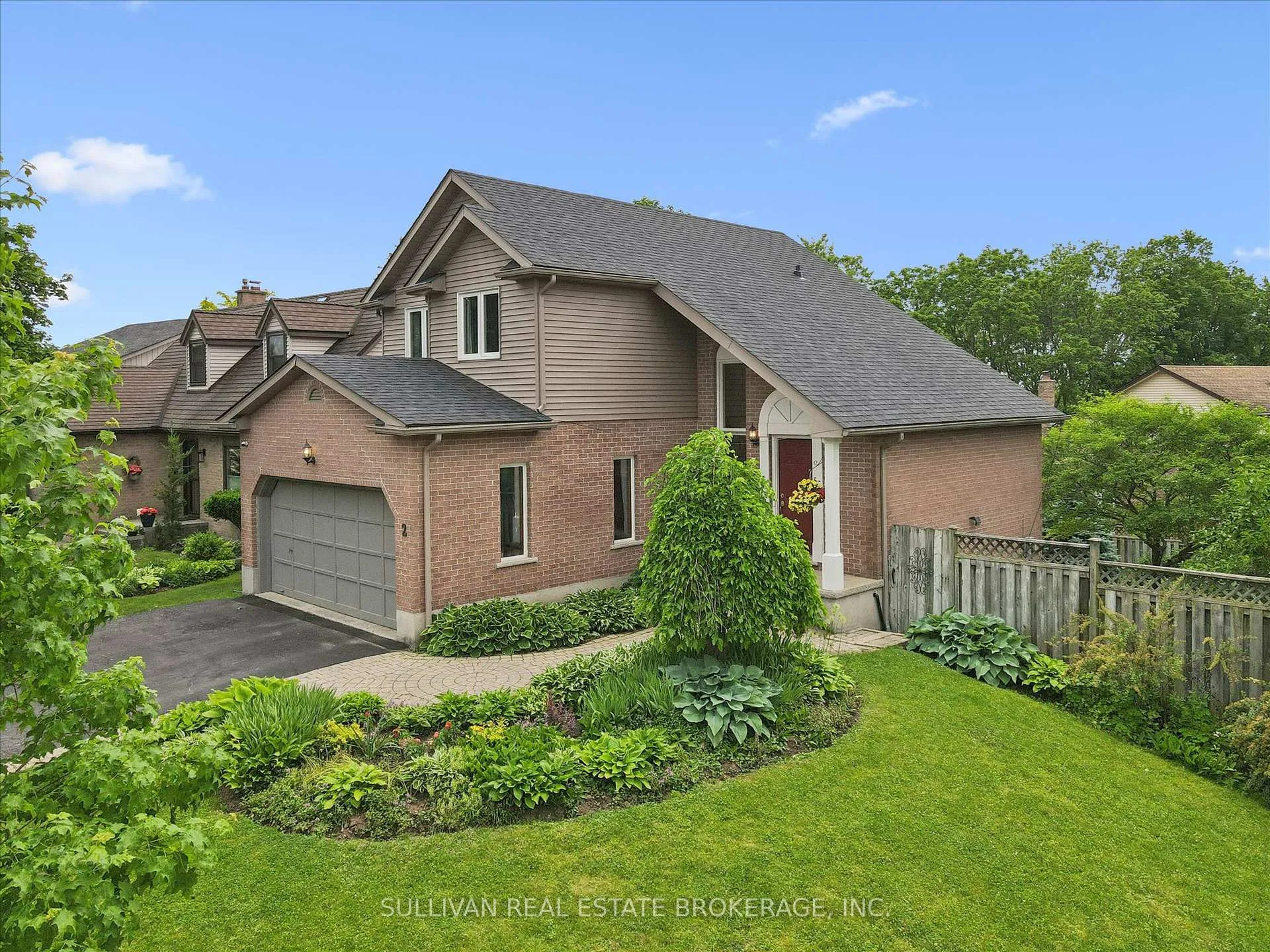Photo 1 of 2 Deerchase Court, Guelph, Kortright West — HOMEH