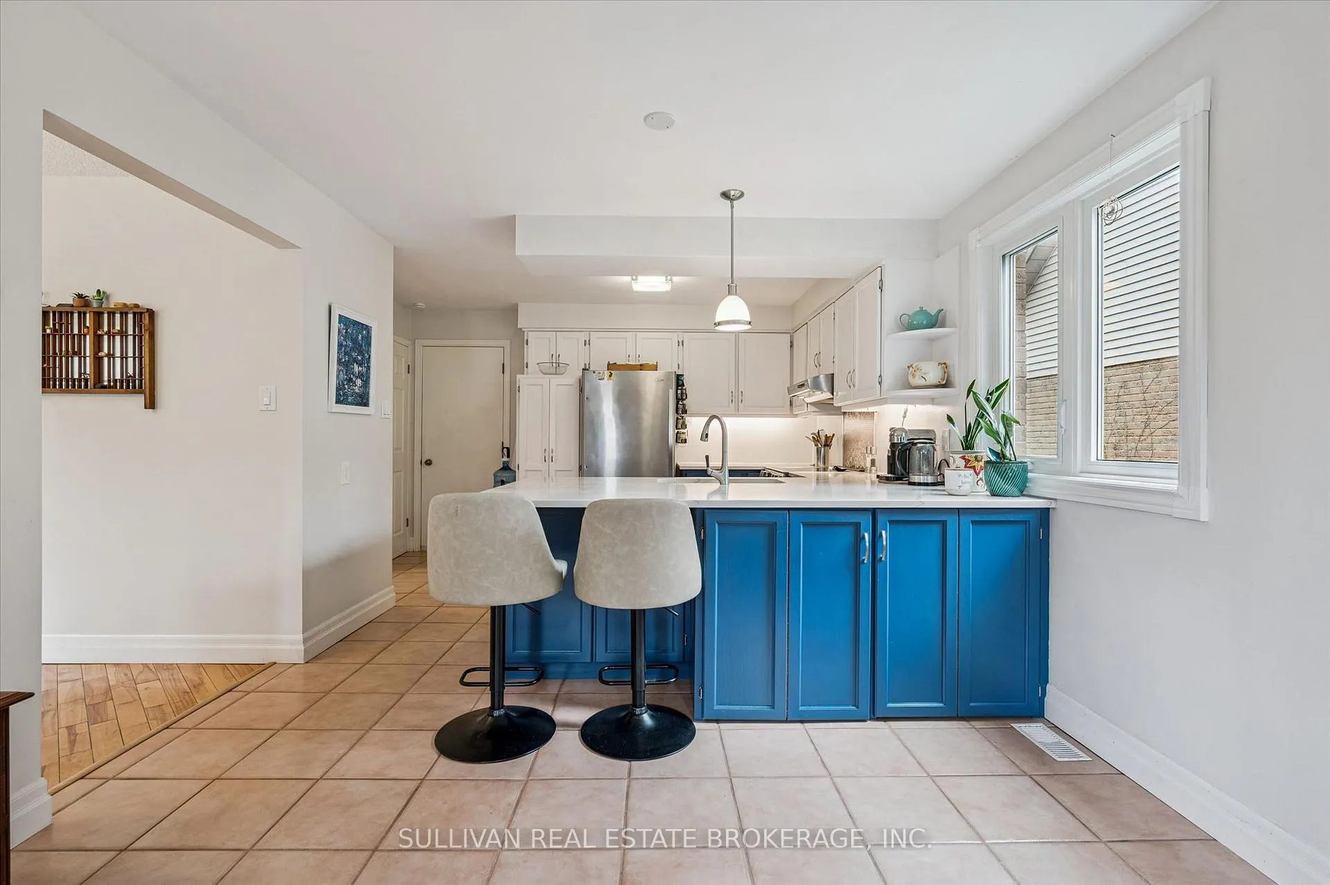 Photo 9 of 2 Deerchase Court, Guelph, Kortright West — HOMEH