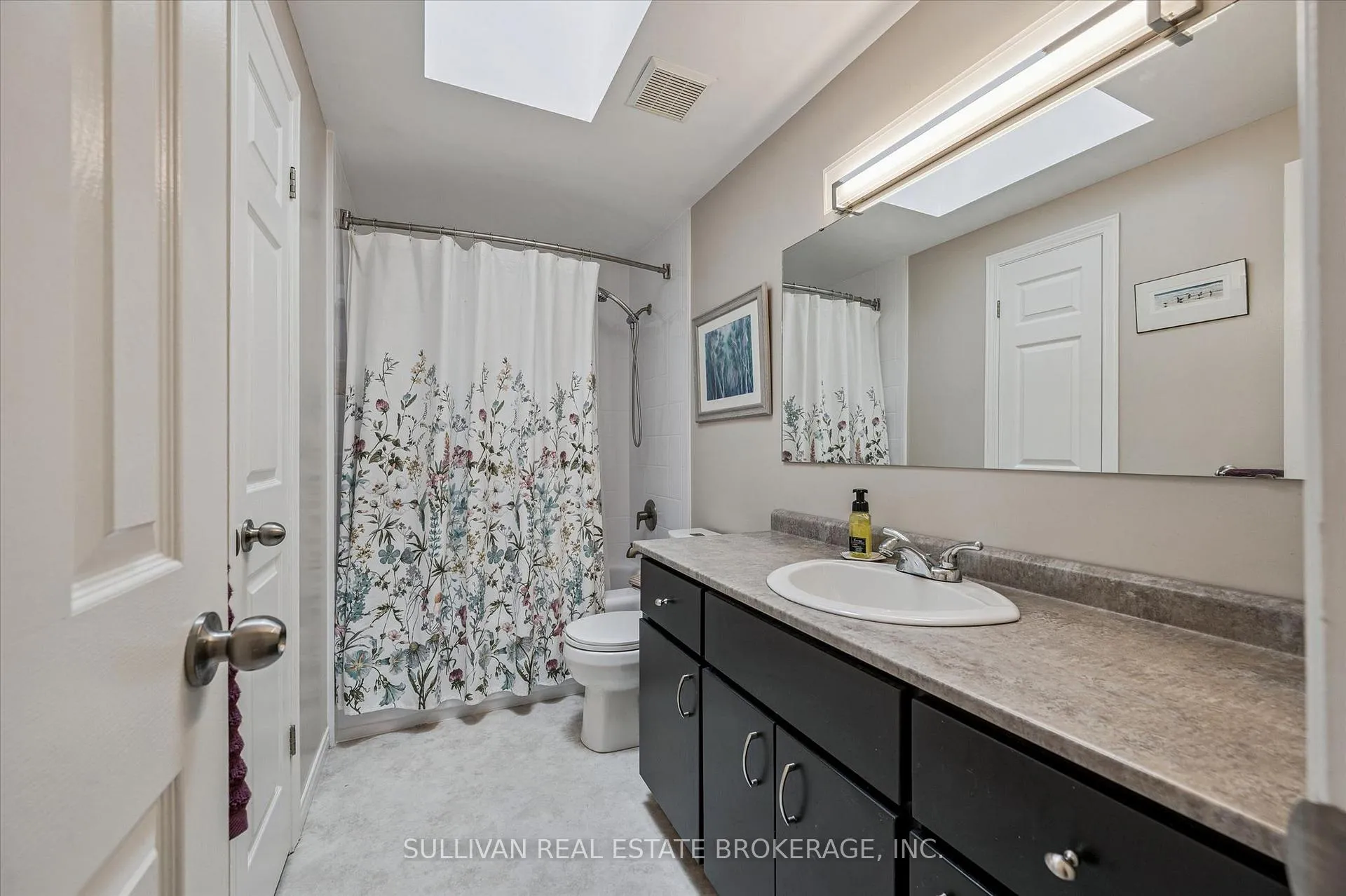 Photo 19 of 2 Deerchase Court, Guelph, Kortright West — HOMEH