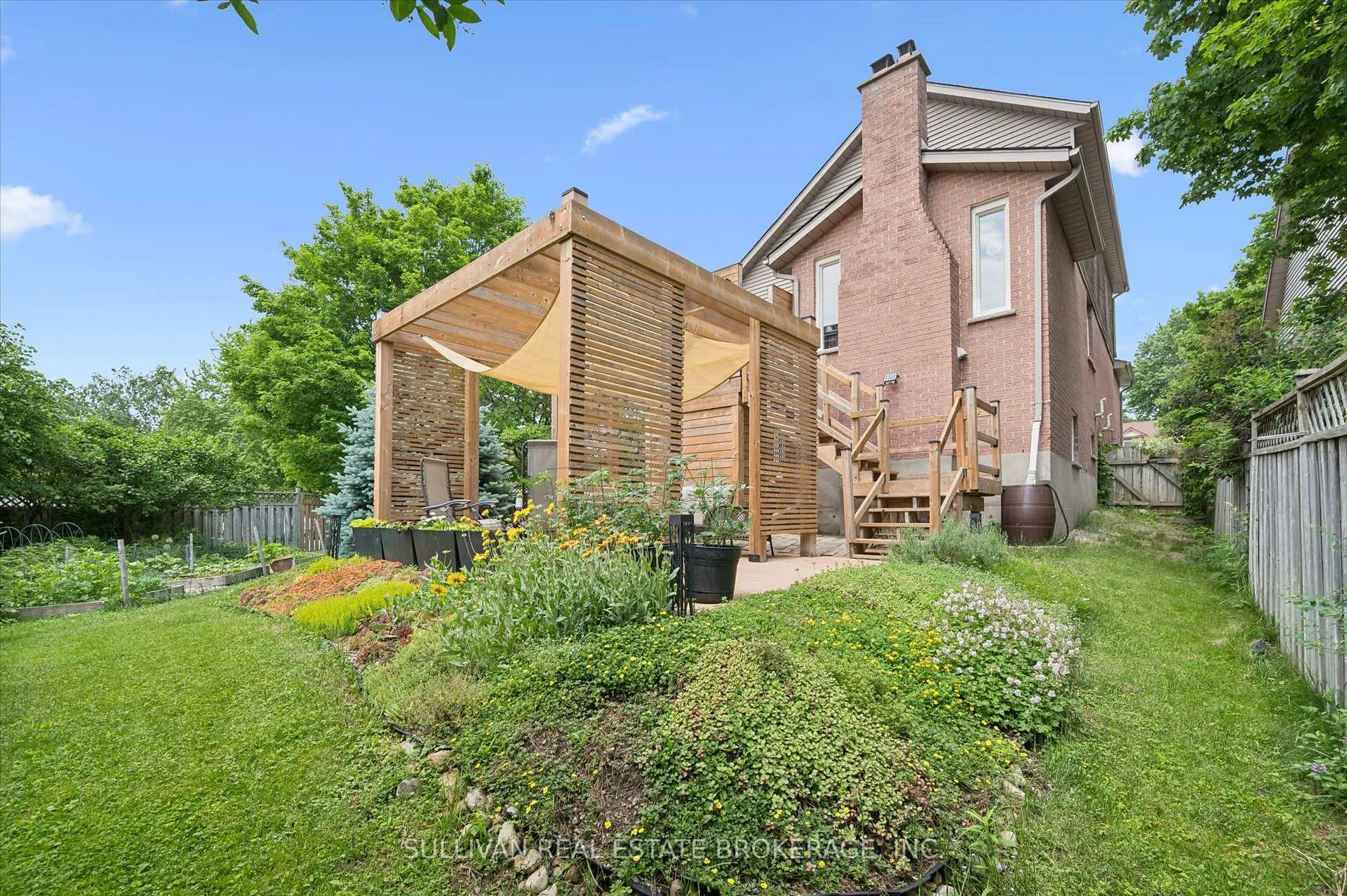Photo 36 of 2 Deerchase Court, Guelph, Kortright West — HOMEH
