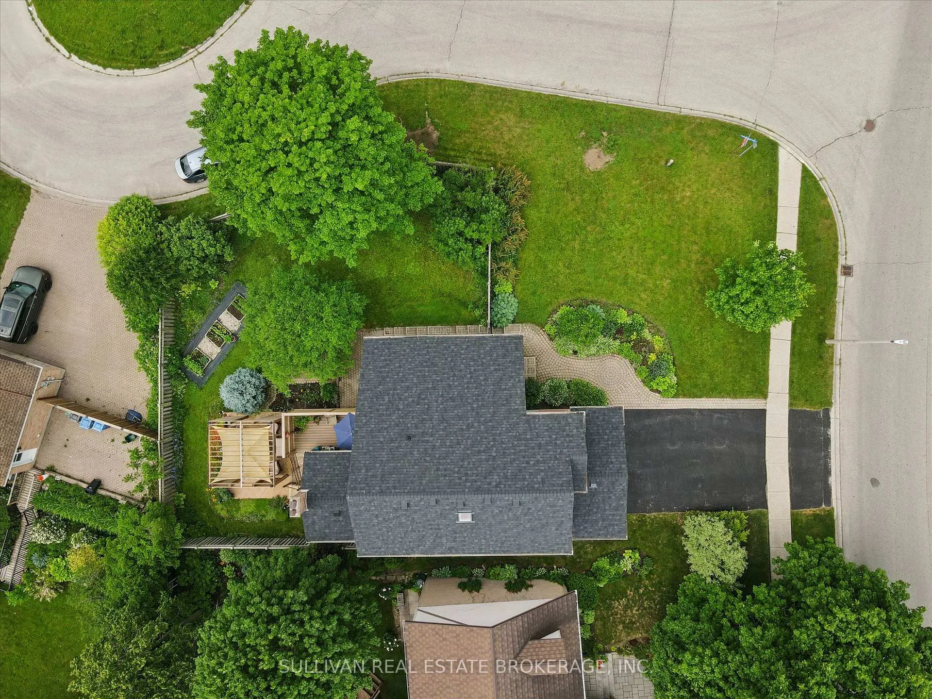 Photo 42 of 2 Deerchase Court, Guelph, Kortright West — HOMEH