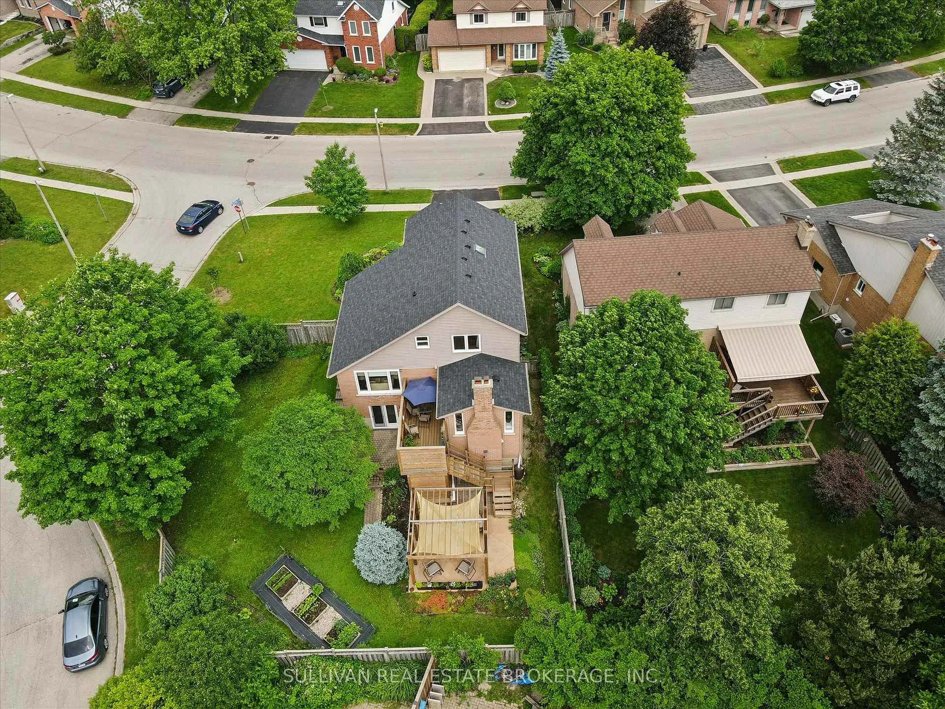 Photo 43 of 2 Deerchase Court, Guelph, Kortright West — HOMEH
