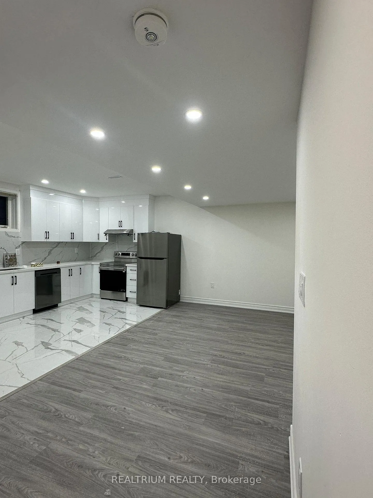 Photo 2 of Unit Lower, 32 Slader Heights Street, Ajax, Northwest Ajax — HOMEH