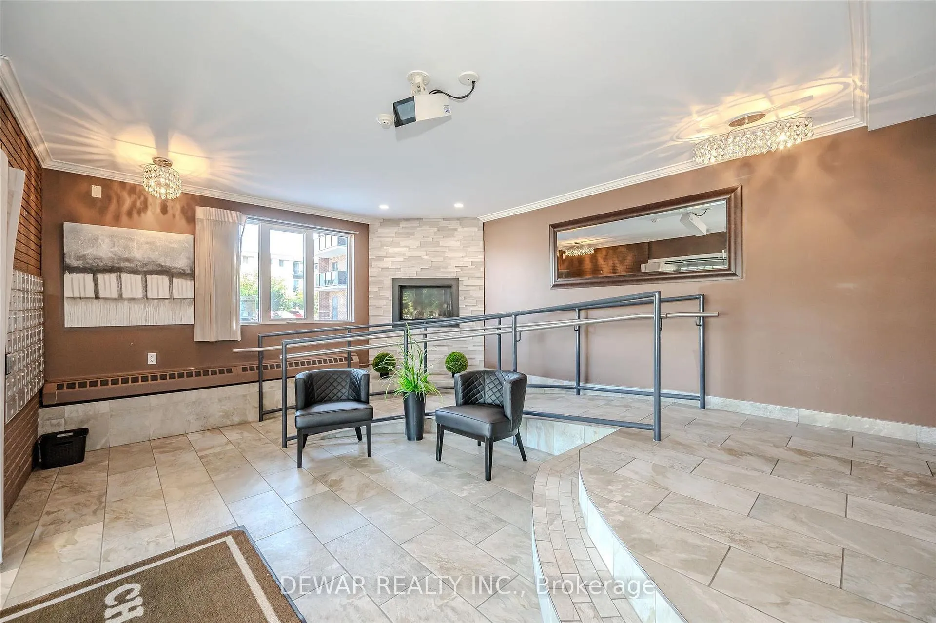 Photo 8 of Unit 405, 279 Chandler Drive, Kitchener, Laurentian Hills — HOMEH