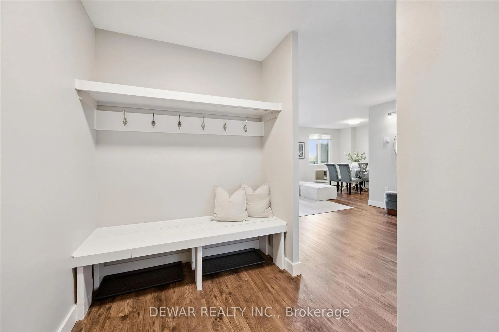 Photo 11 of Unit 405, 279 Chandler Drive, Kitchener, Laurentian Hills — HOMEH