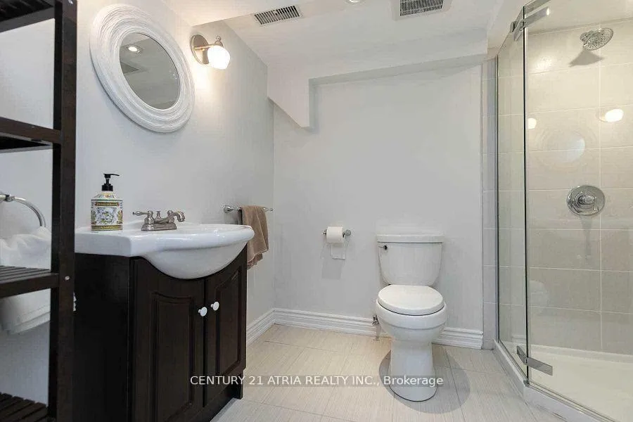 Photo 7 of 639 Mortimer Avenue, Toronto, Danforth Village-East York — HOMEH
