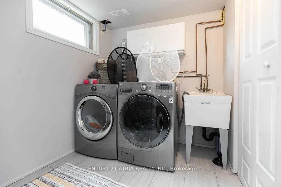 Photo 8 of 639 Mortimer Avenue, Toronto, Danforth Village-East York — HOMEH