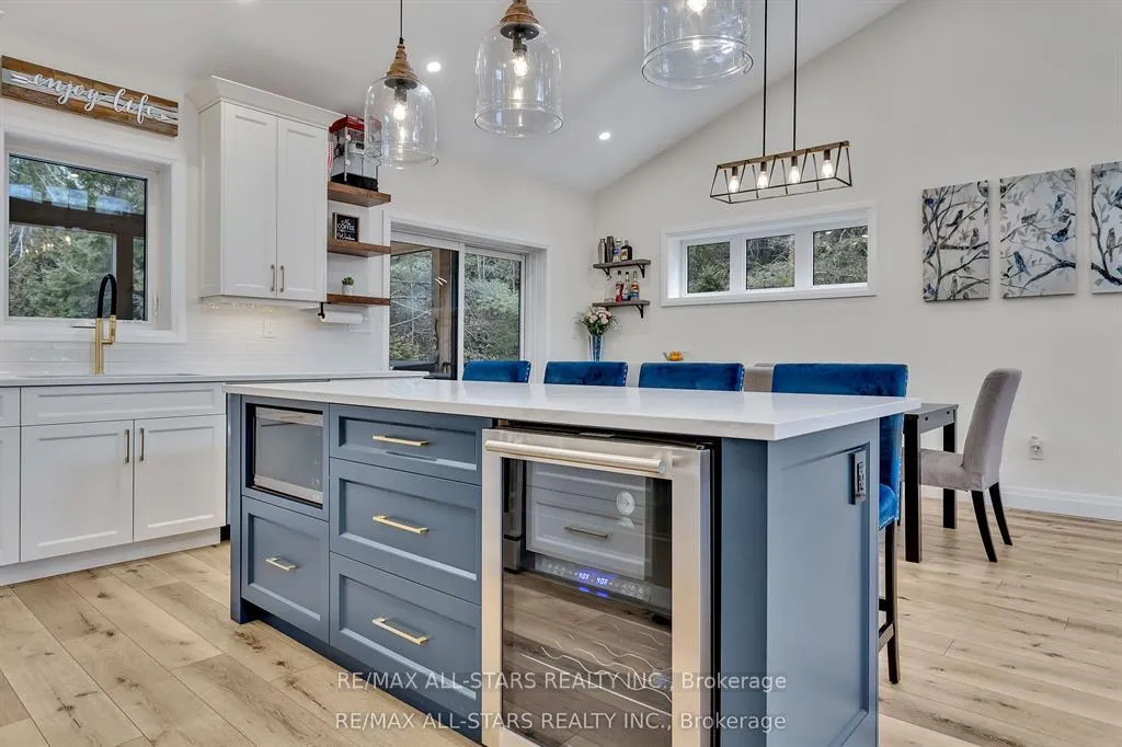 Photo 10 of 552 County Road 40, Douro-Dummer — HOMEH