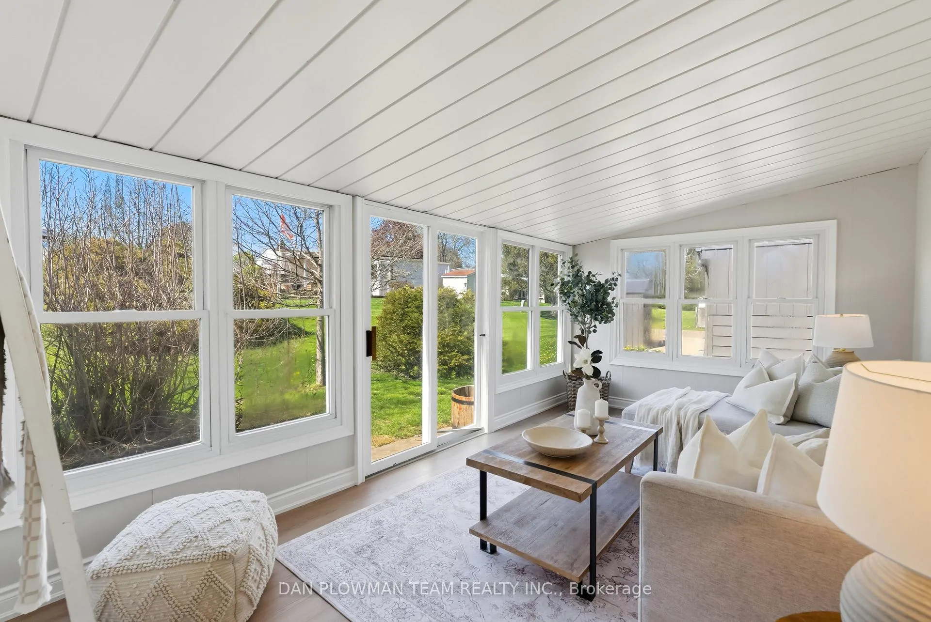 Photo 21 of 14 Heritage Lane, Clarington, Bowmanville — HOMEH