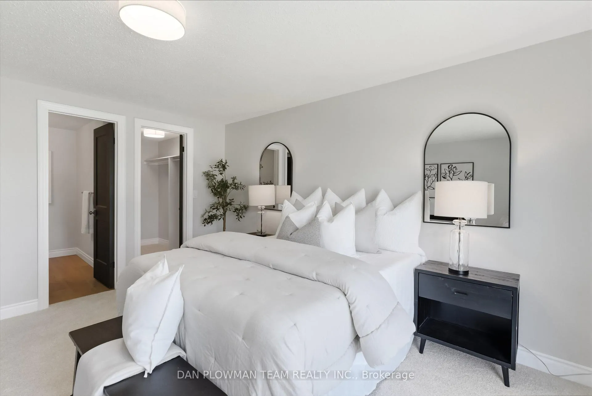 Photo 26 of 14 Heritage Lane, Clarington, Bowmanville — HOMEH