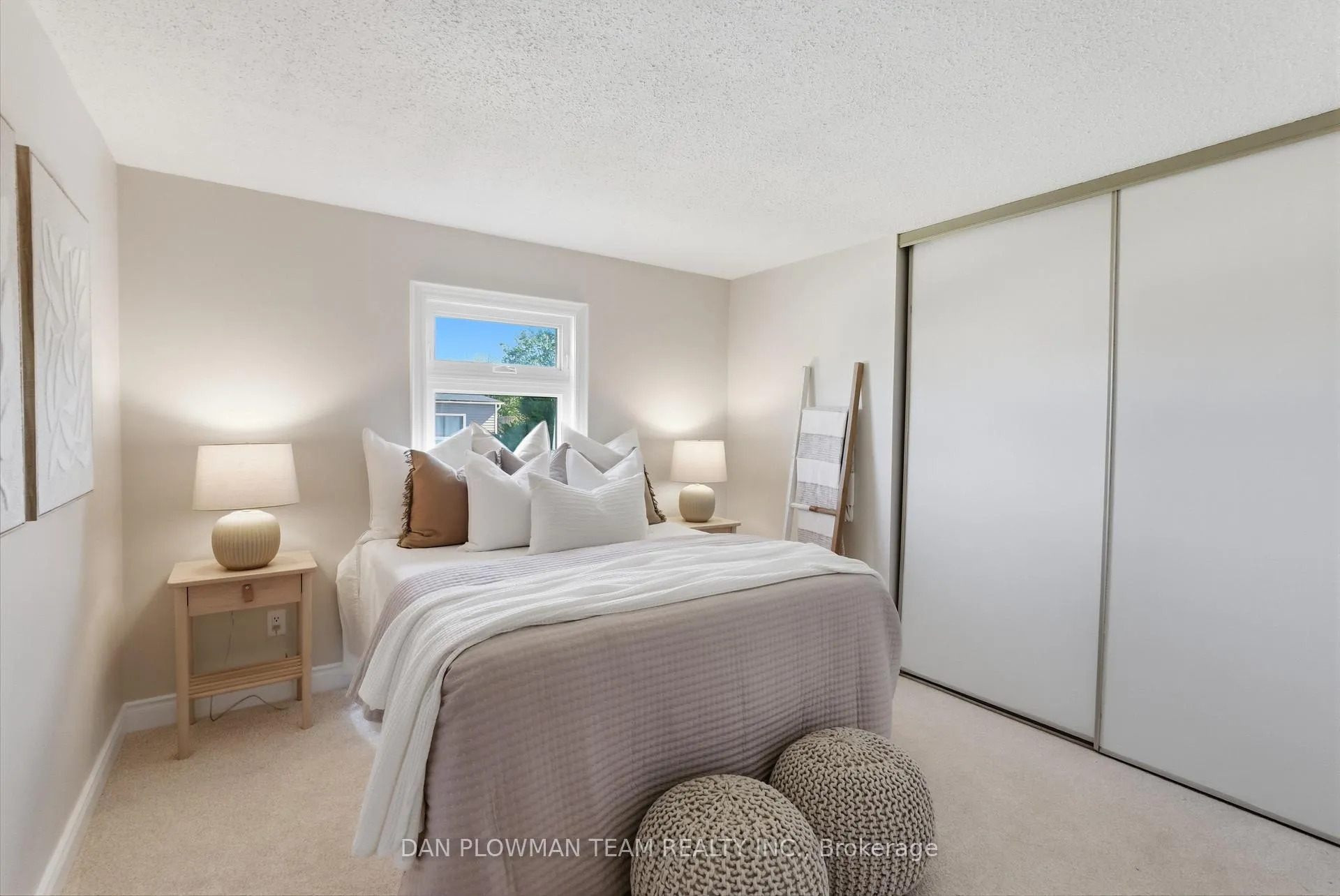 Photo 29 of 14 Heritage Lane, Clarington, Bowmanville — HOMEH