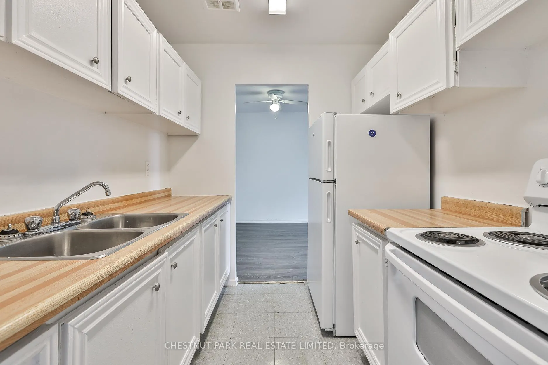 Photo 5 of Unit 409, 900 Glen Street, Oshawa, Lakeview — HOMEH