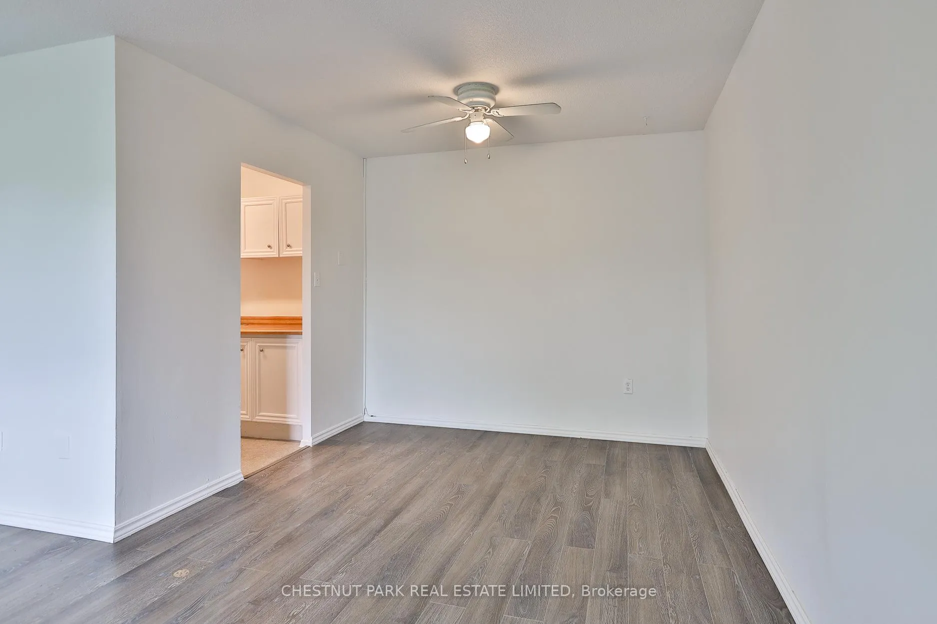Photo 12 of Unit 409, 900 Glen Street, Oshawa, Lakeview — HOMEH