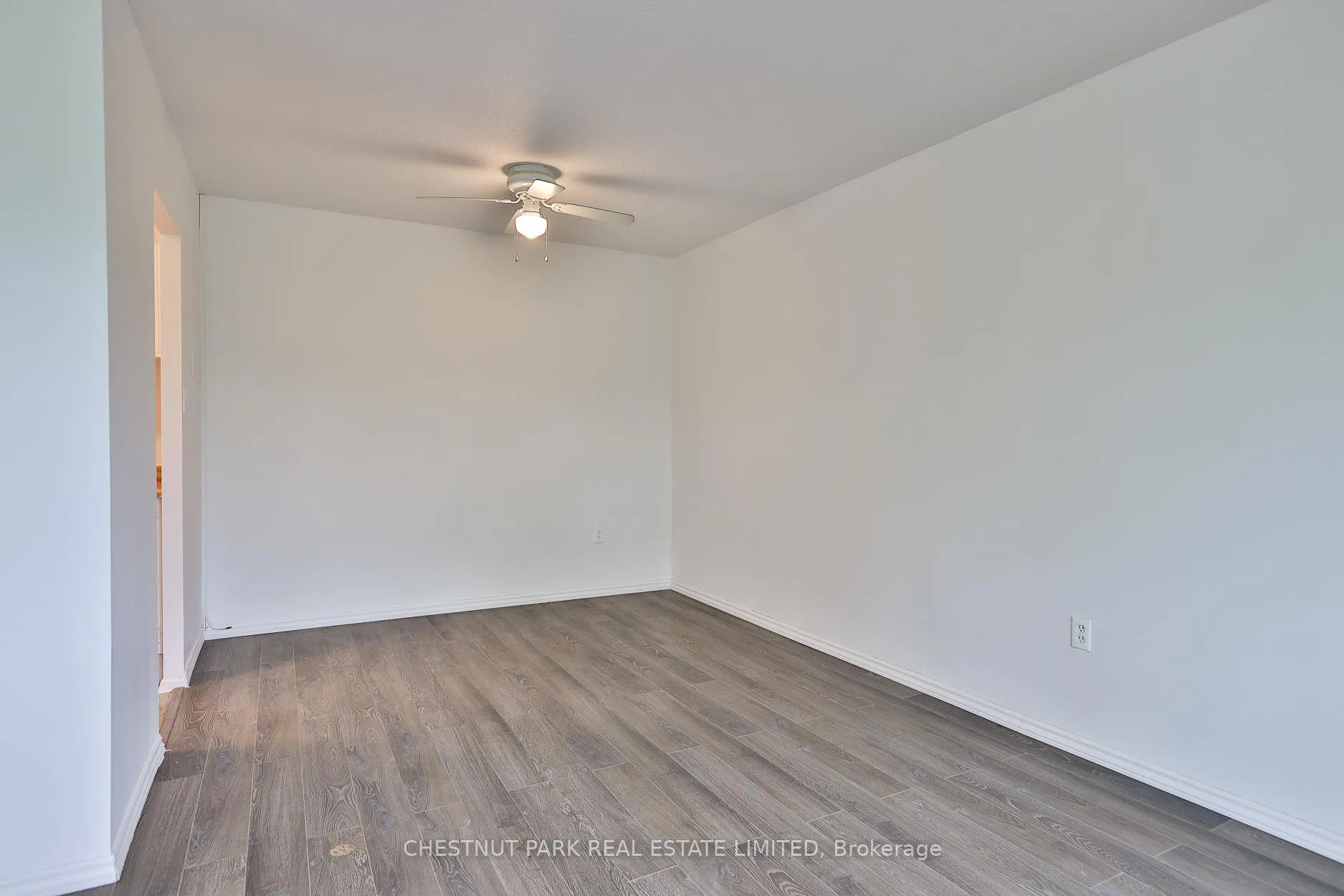 Photo 13 of Unit 409, 900 Glen Street, Oshawa, Lakeview — HOMEH