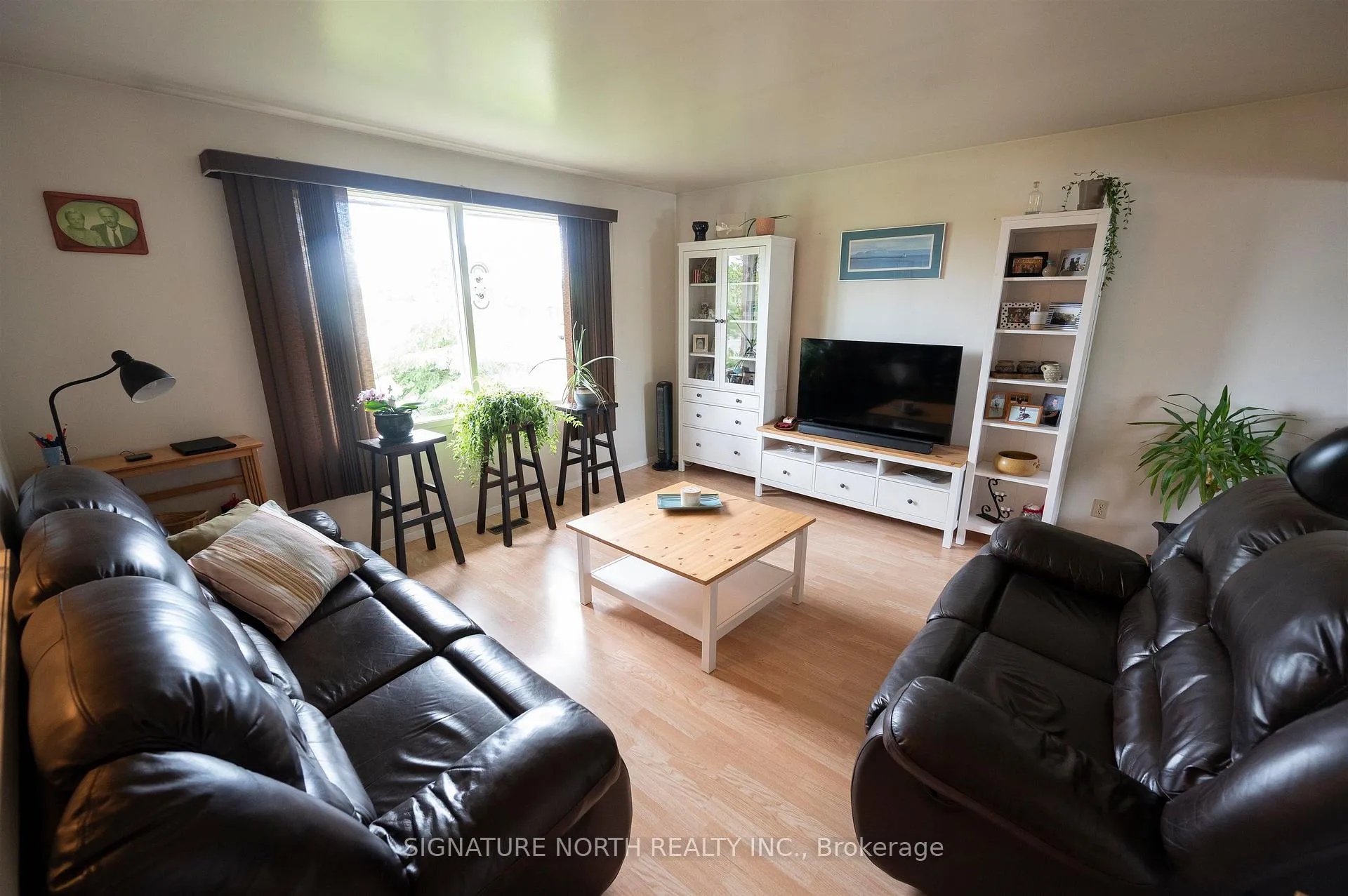 Photo 4 of 936 Huron Avenue, Thunder Bay, Shuniah — HOMEH