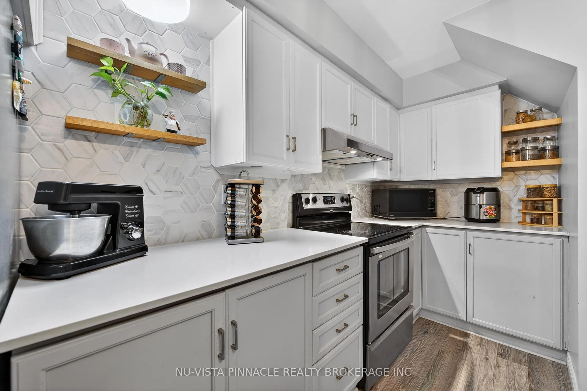 Photo 14 of Unit 26, 631 Cranbrook Road, London, South L — HOMEH
