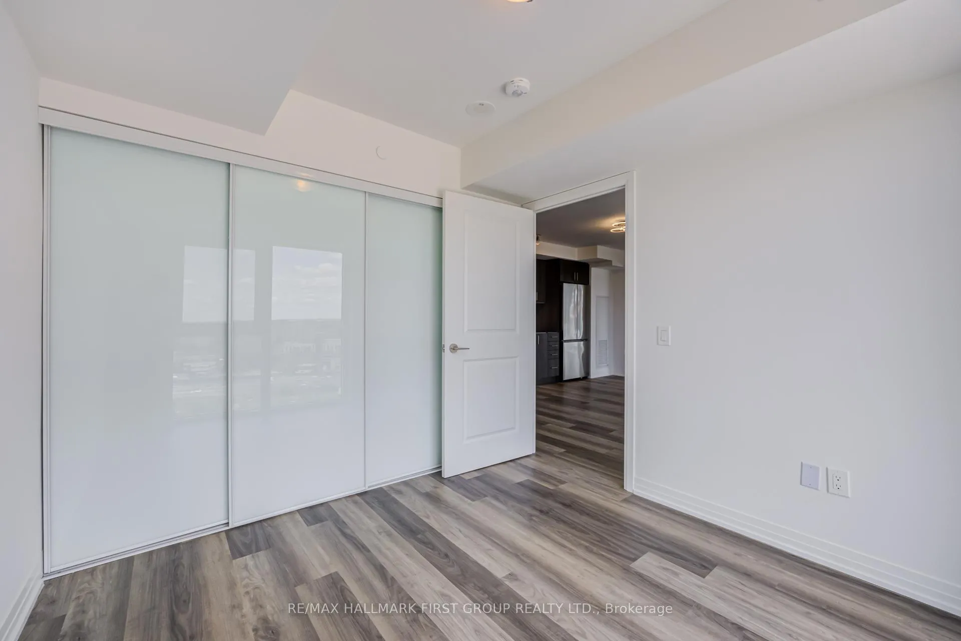 Photo 14 of Unit 1911, 1010 Sandy Beach Road, Pickering, Bay Ridges — HOMEH