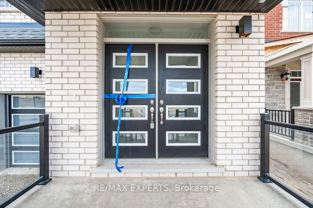 Photo 3 of 177 Rosenberg Way, Kitchener, Rosenburg — HOMEH